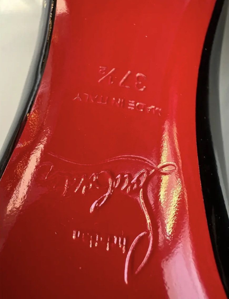 Christian Louboutin Iconic Christian Louboutin So Kate Pumps – Brand New Size US 7 / IT 37 - 3 Thumbnail