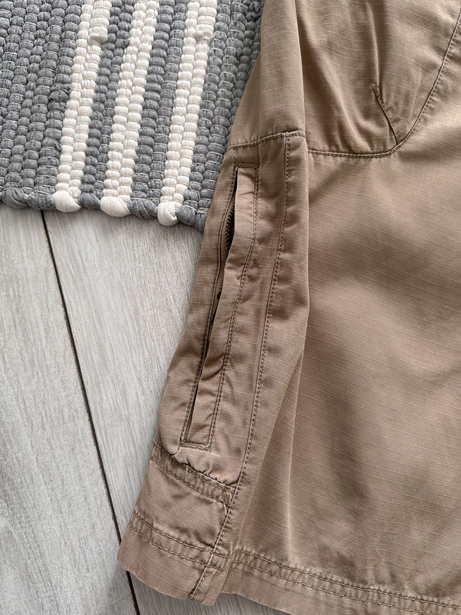 Nike Vintage Nike Beige Cargo Shorts Size US 30 / EU 46 - 5 Thumbnail