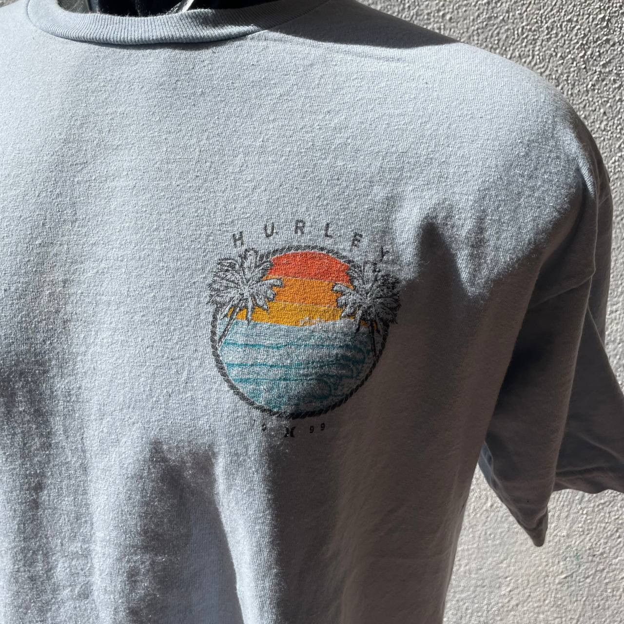 Hurley HURLEY SURF BEACH HAWAII TSHIRT Size US L / EU 52-54 / 3 - 2 Thumbnail