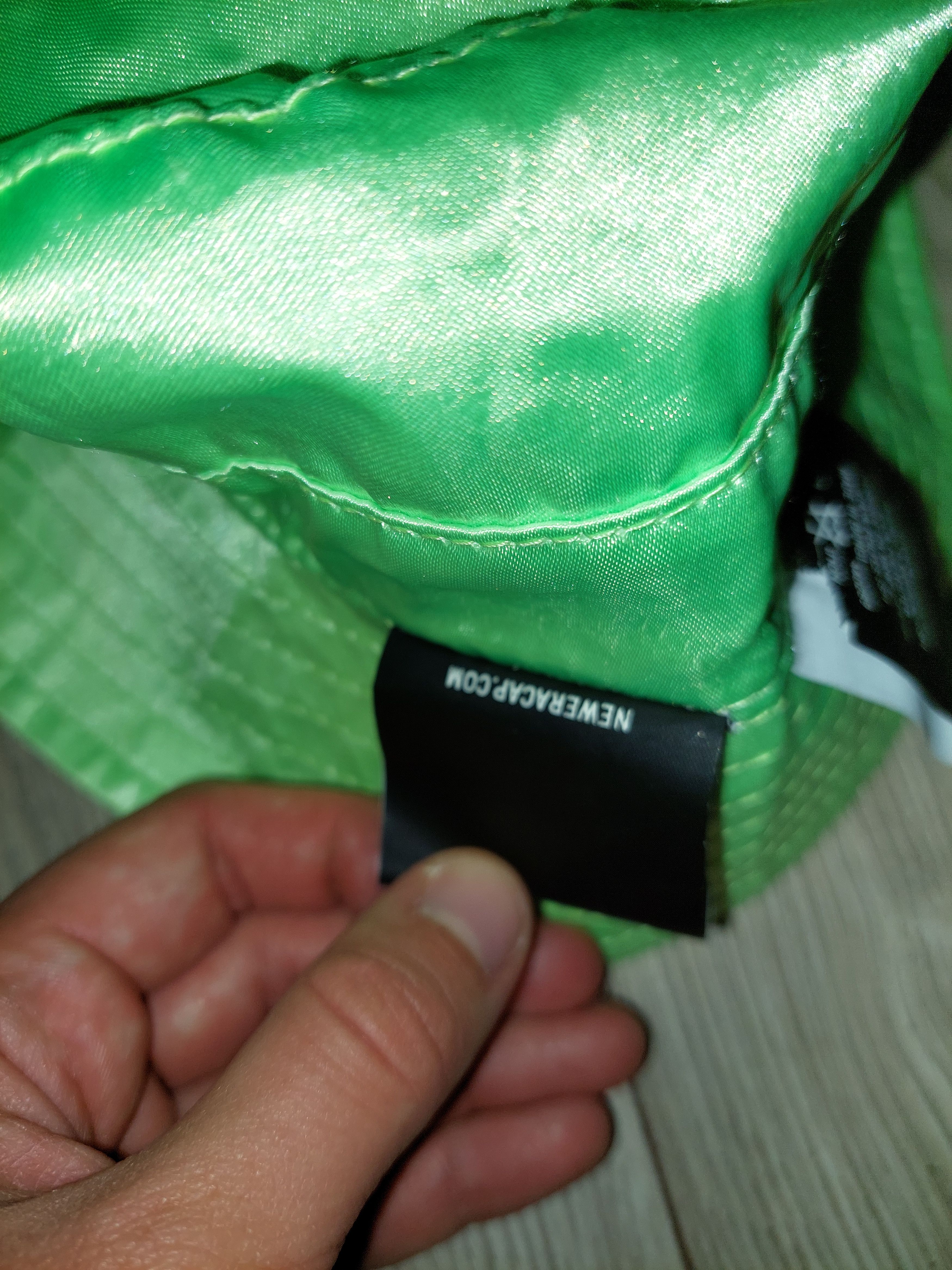 Billie Eilish Billie Eilish Billiondolla bucket hat rare Size ONE SIZE - 4 Thumbnail