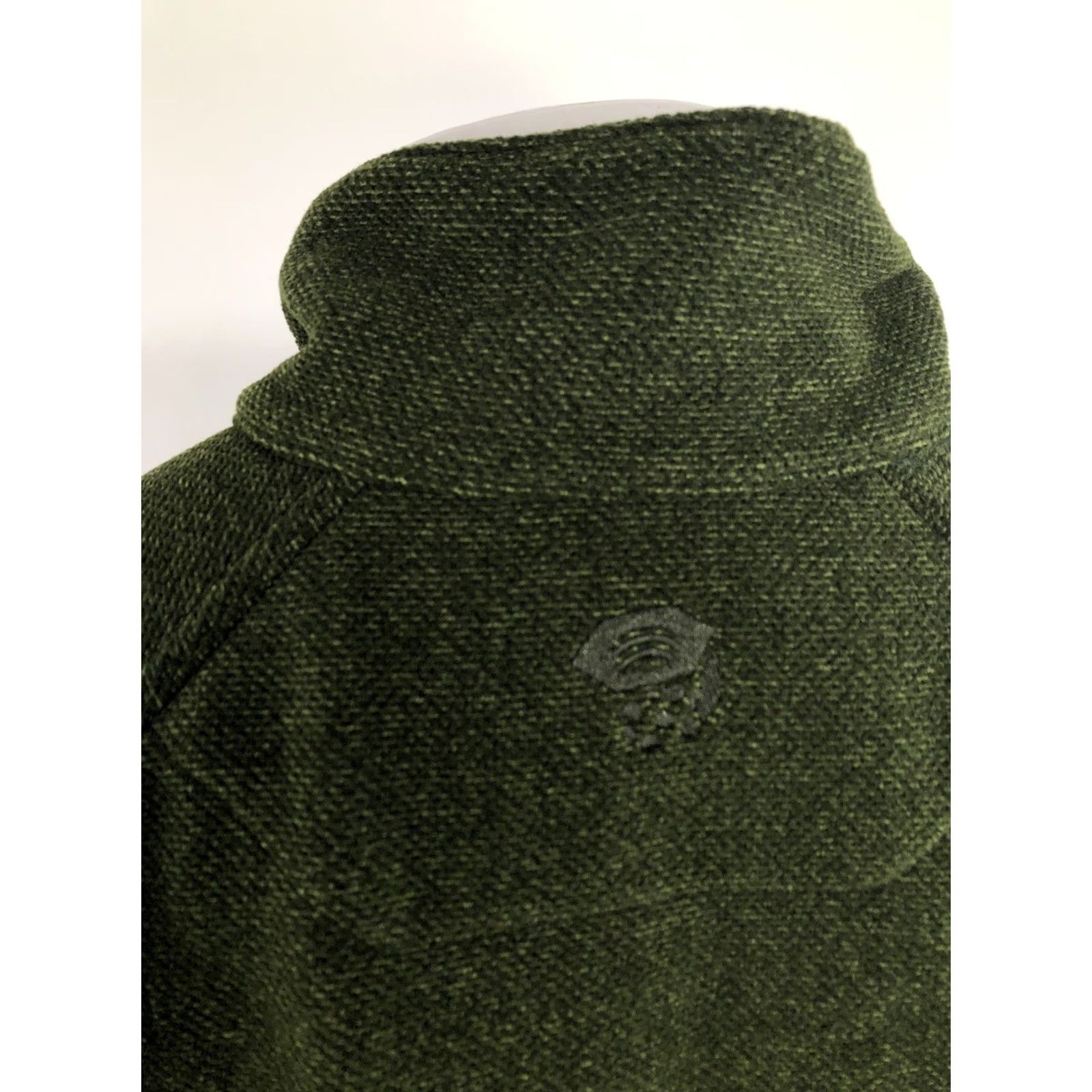 Mountain Hardwear MOUNTAIN HARDWEAR Embroidered XL Heavy Duty Pullover Shirt Mens Pullover Green 80s 90s Outdoor Size US XL / EU 56 / 4 - 5 Thumbnail