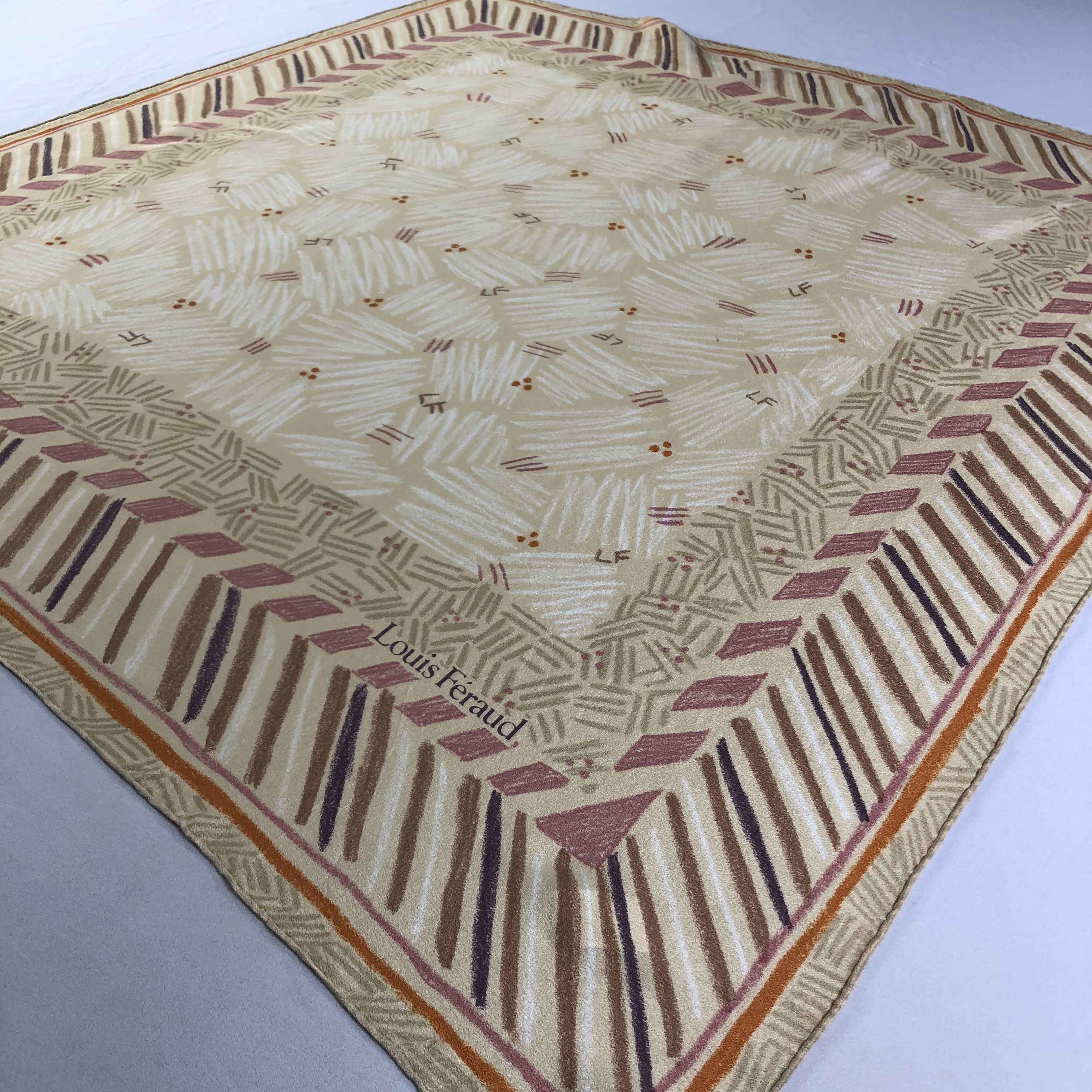 Louis Feraud × Vintage Vintage Louis Feraud Silk Scarf Size ONE SIZE - 4 Thumbnail
