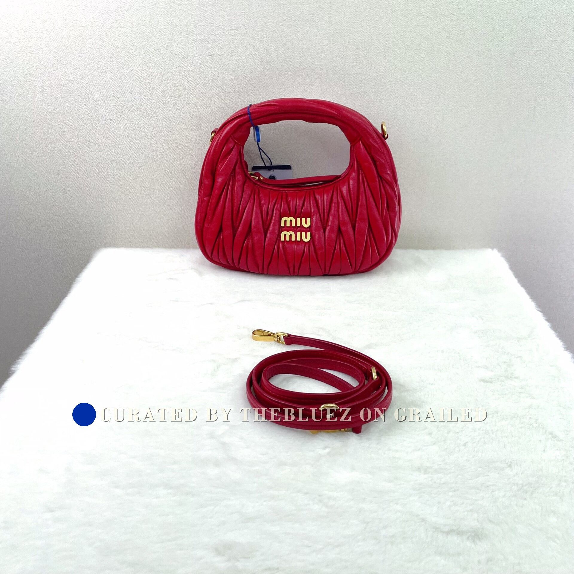 Miu Miu Miu Miu Wander Red Hobo Bag Size ONE SIZE - 1 Thumbnail