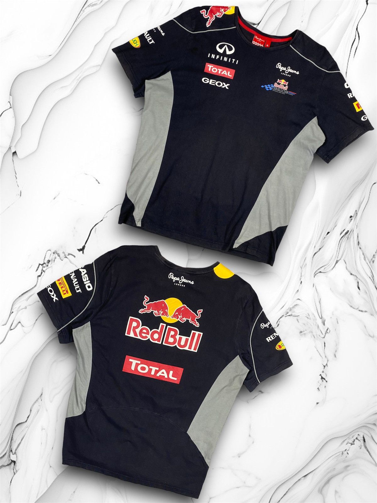 Pepe Jeans × Red Bull Pepe Jeans Red Bull Racing Infinity Pirelli Tee T Shirt Size US XL / EU 56 / 4 - 1 Thumbnail