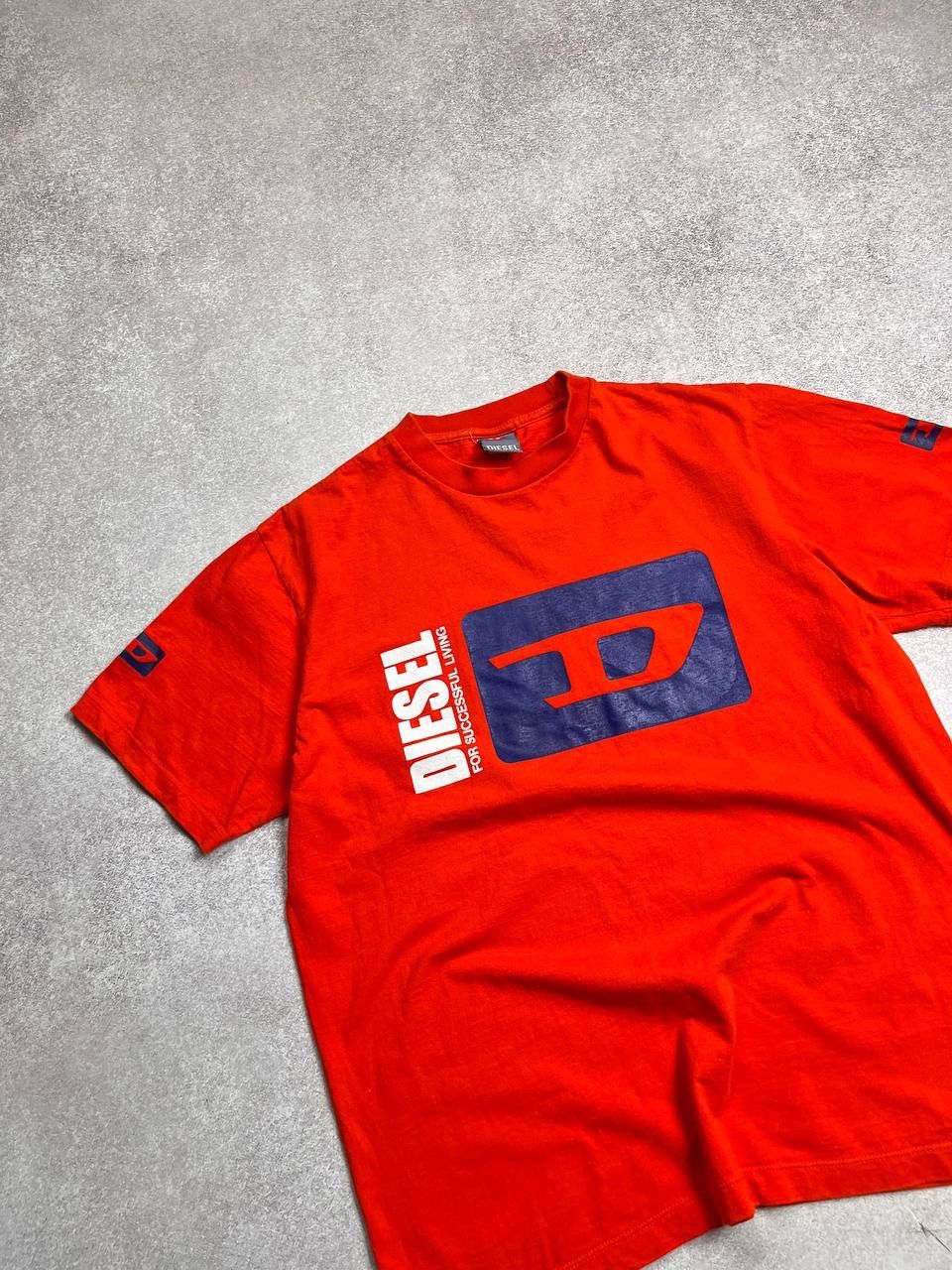 Other Vintage Diesel Big Logo Boxy T-shirt Y2K L Size US L / EU 52-54 / 3 - 2 Thumbnail