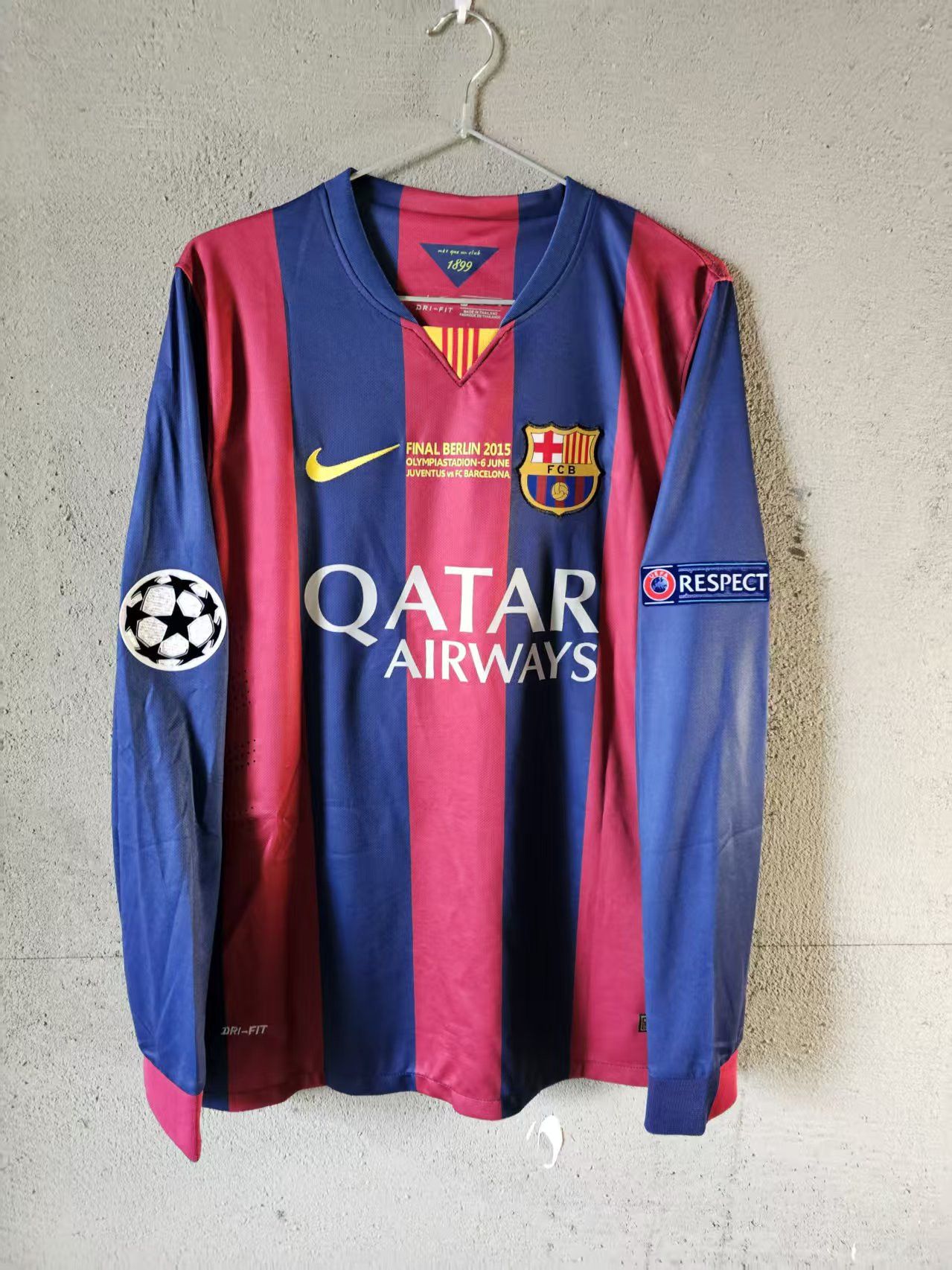 Other 2015 Barcelona #11 Neymar Jersey Home Size US L / EU 52-54 / 3 - 2 Thumbnail