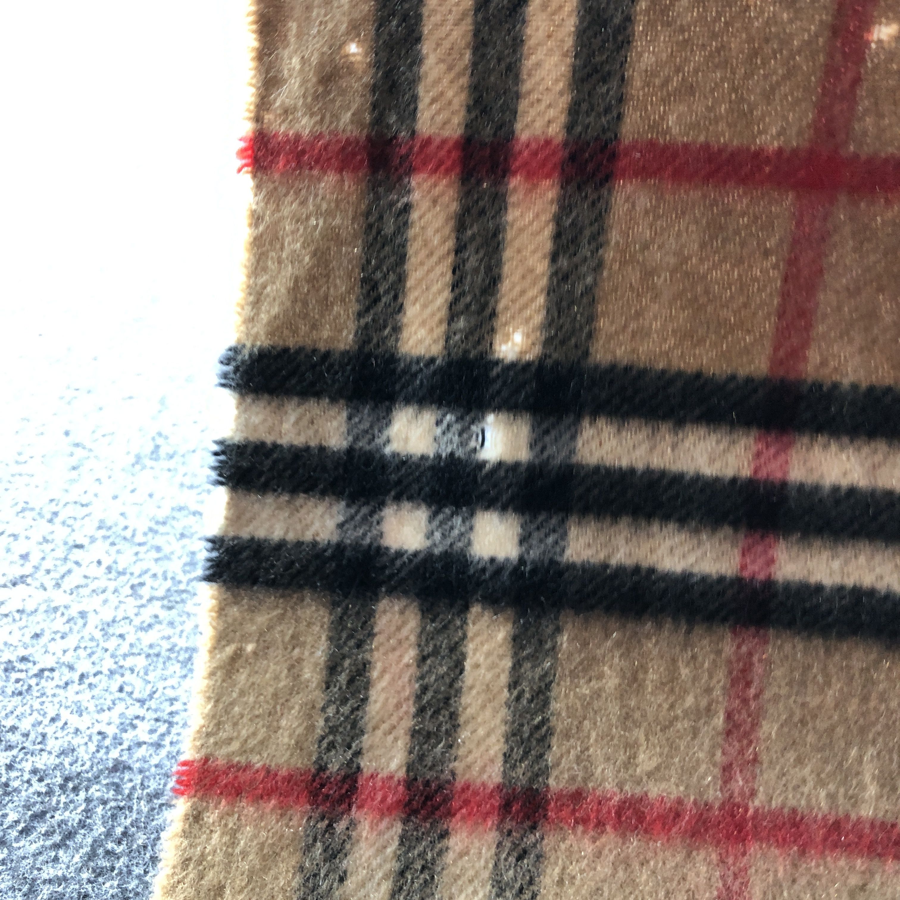 Burberry Burberrys Nova Check Tan Wool Scarf Muffler V2696 Size ONE SIZE - 5 Thumbnail