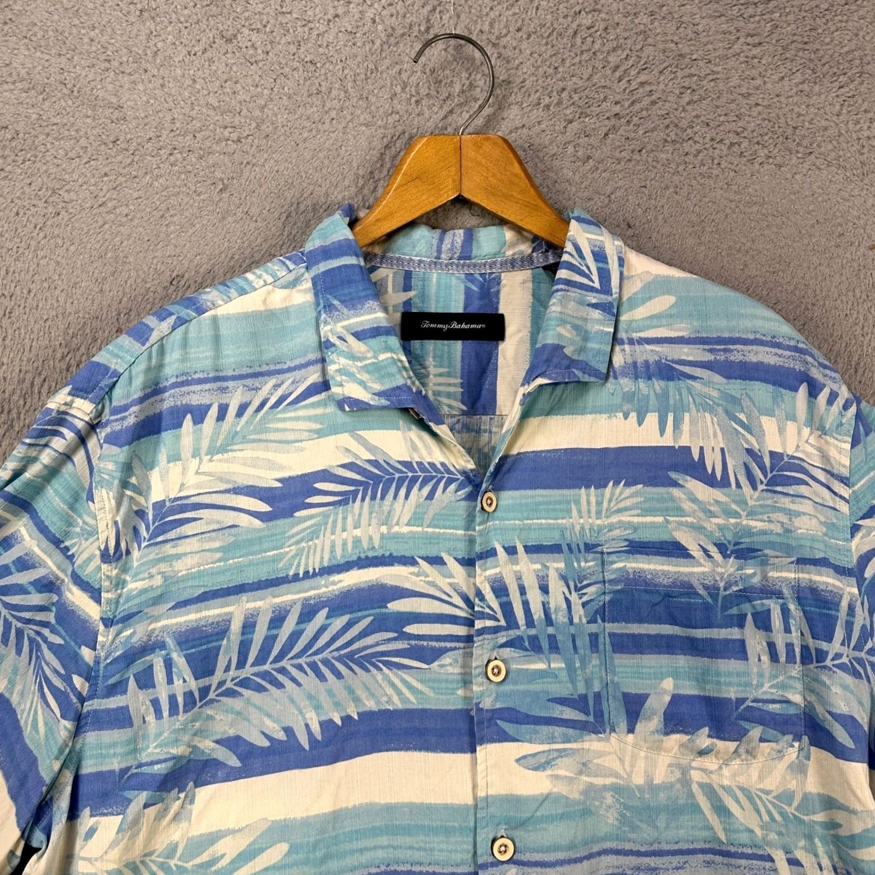 Tommy Bahama VINTAGE Tommy Bahama Shirt? (No, not vintage) Size US XXL / EU 58 / 5 - 2 Thumbnail