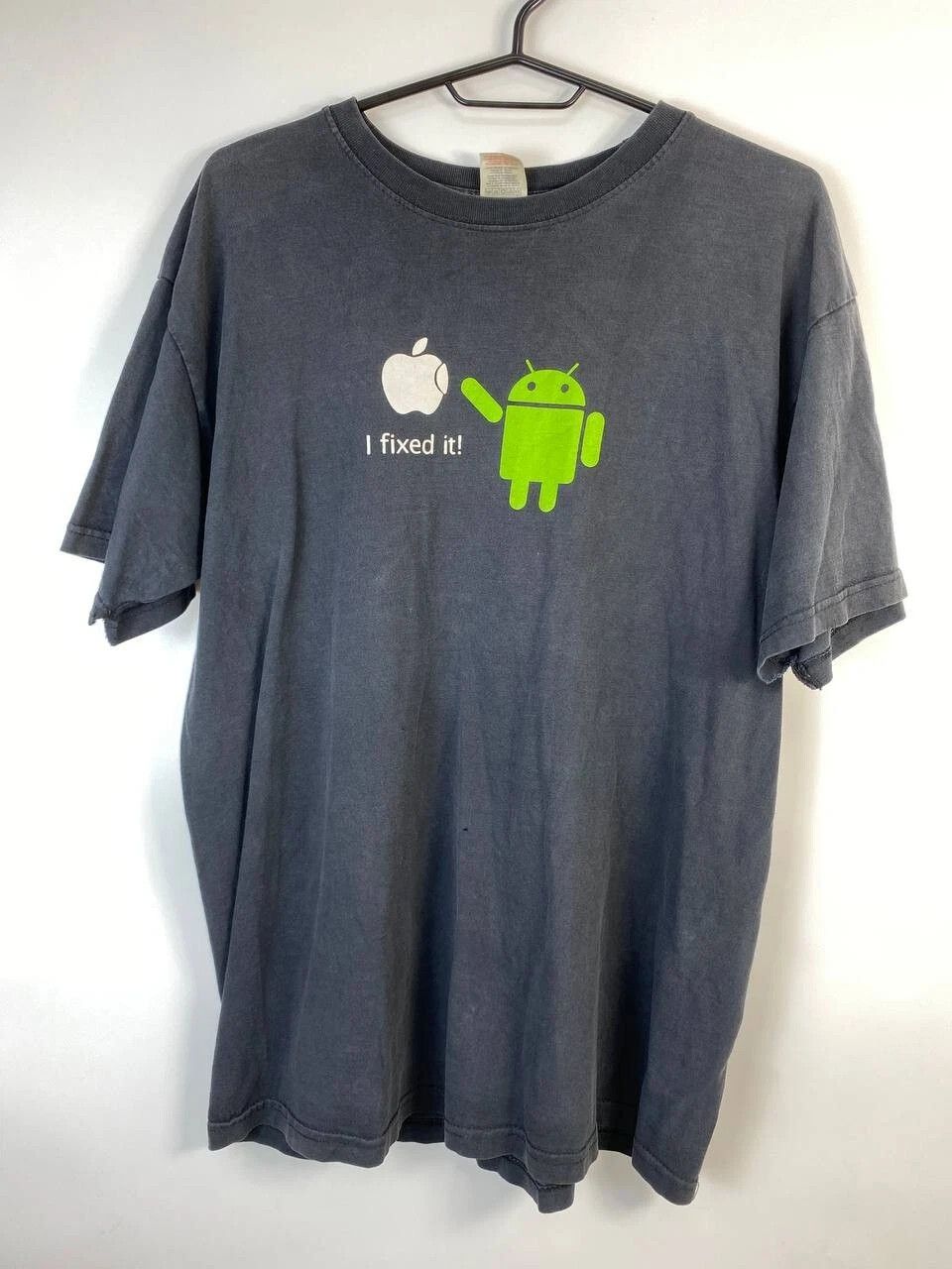 Fruit Of The Loom I Fixed It! Android Fixes Apple Funny T-shirt Size L Size US L / EU 52-54 / 3 - 1 Thumbnail