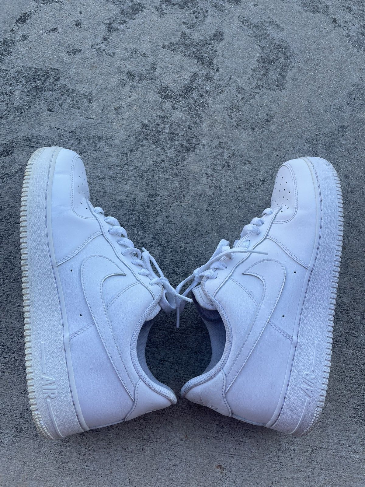 Nike White Nike Air Force 1s Size US 11 / EU 44 - 4 Thumbnail