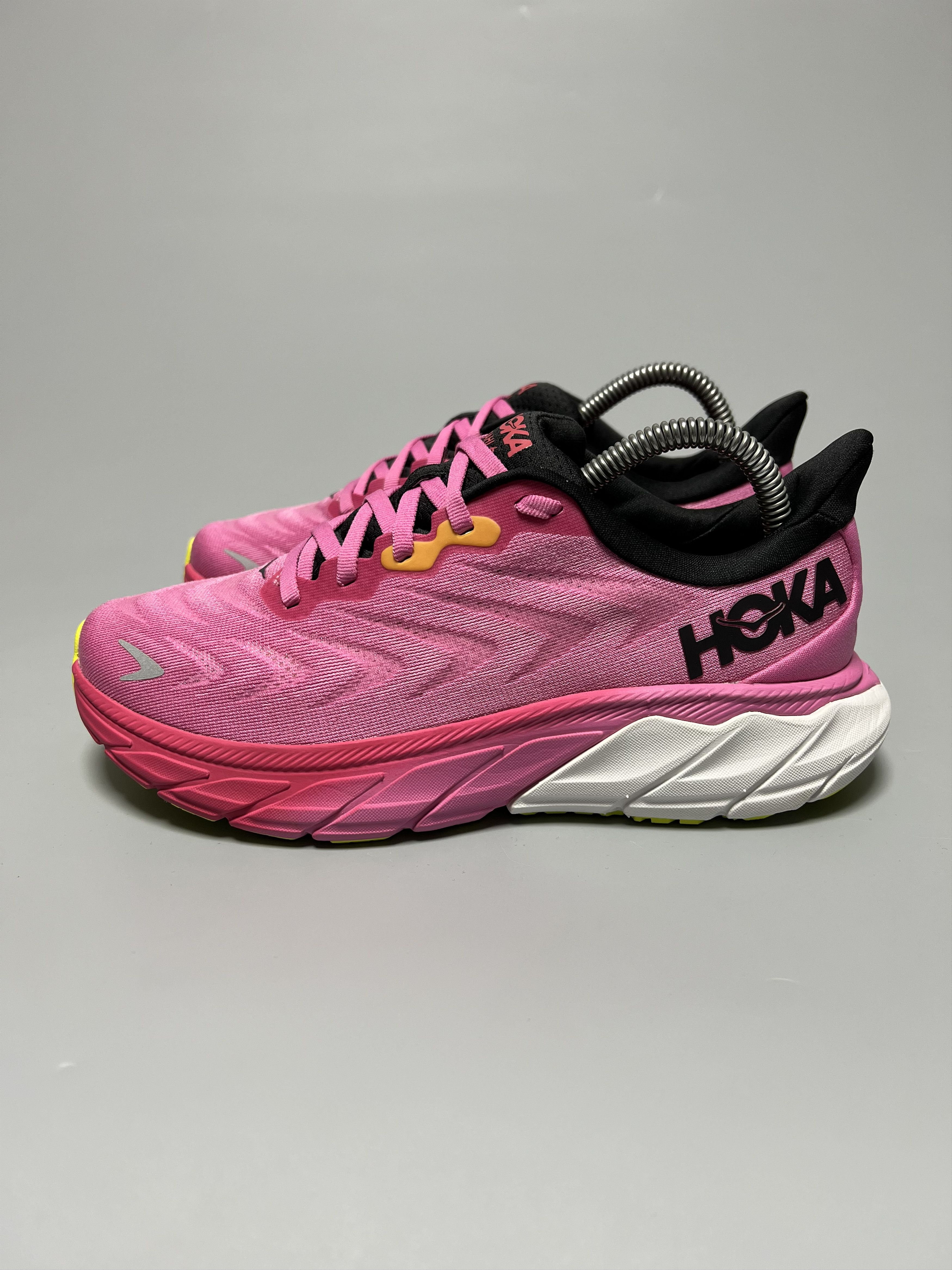 Hoka 7B Hoka One One Arahi 6 Women's Running Shoes Walking Gym Size US 7 / IT 37 - 1 Thumbnail