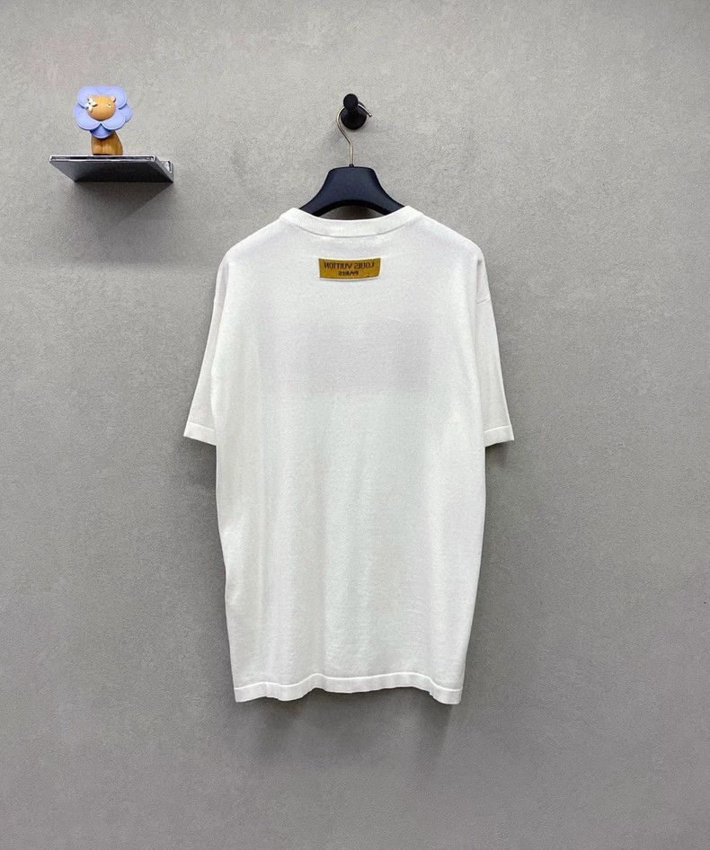 Louis Vuitton Louis Vuitton Monogrammed white short sleeve Size US M / EU 48-50 / 2 - 2 Thumbnail