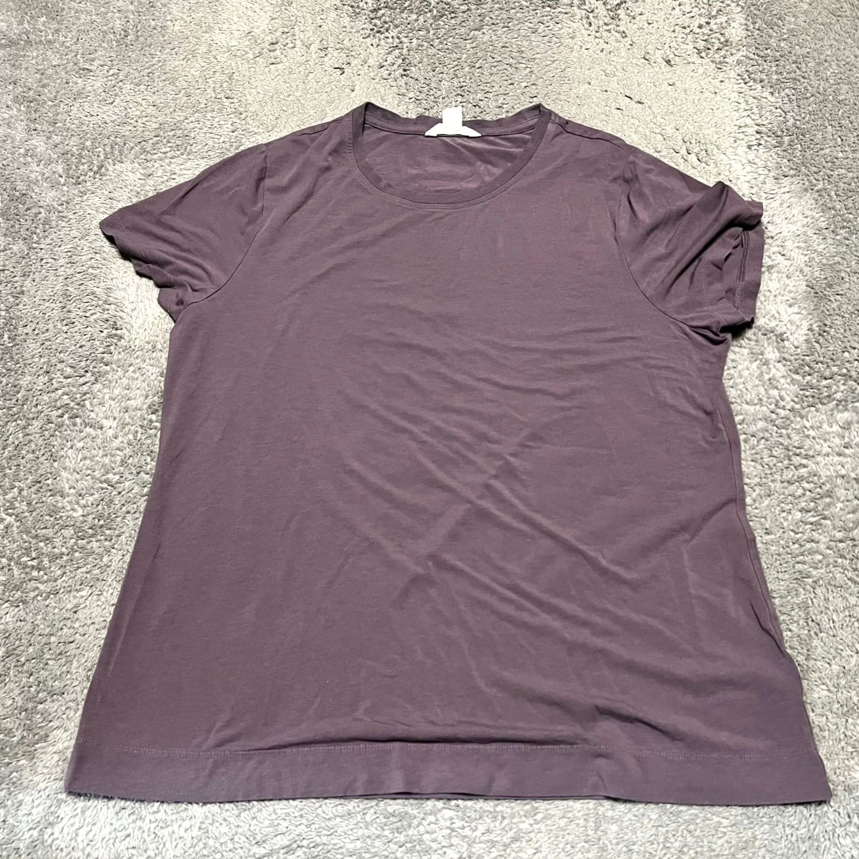 Athleta Athleta Outbound Tee Shirt Womens XL Purple Short Sleeve Shirt Size XL / US 12-14 / IT 48-50 - 2 Thumbnail