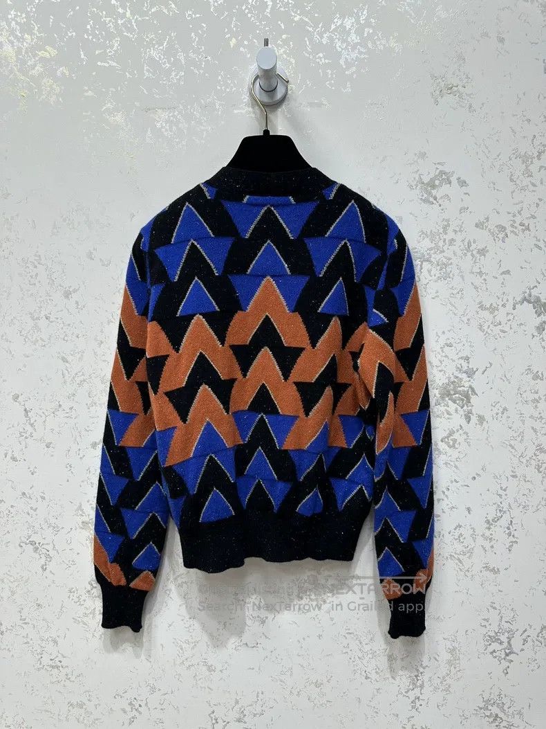 Chanel Chanel 19 Early Autumn High-end Handicraft Workshop Egypt Size XS / US 0-2 / IT 36-38 - 2 Thumbnail