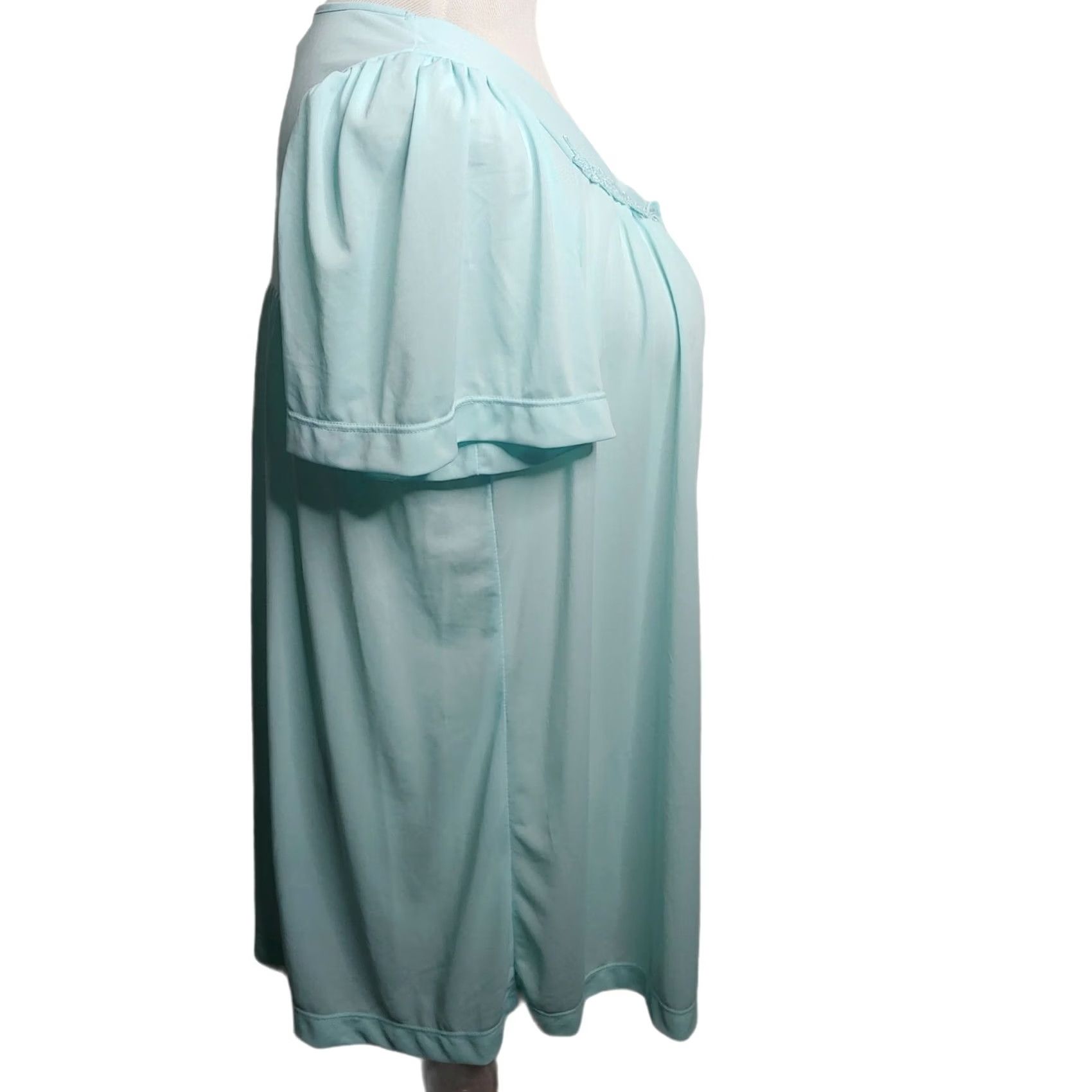Vintage Colette by Miss Elaine Womens M Sleep Shirt Floral Button Up Nylon Light Blue Size M / US 6-8 / IT 42-44 - 3 Thumbnail