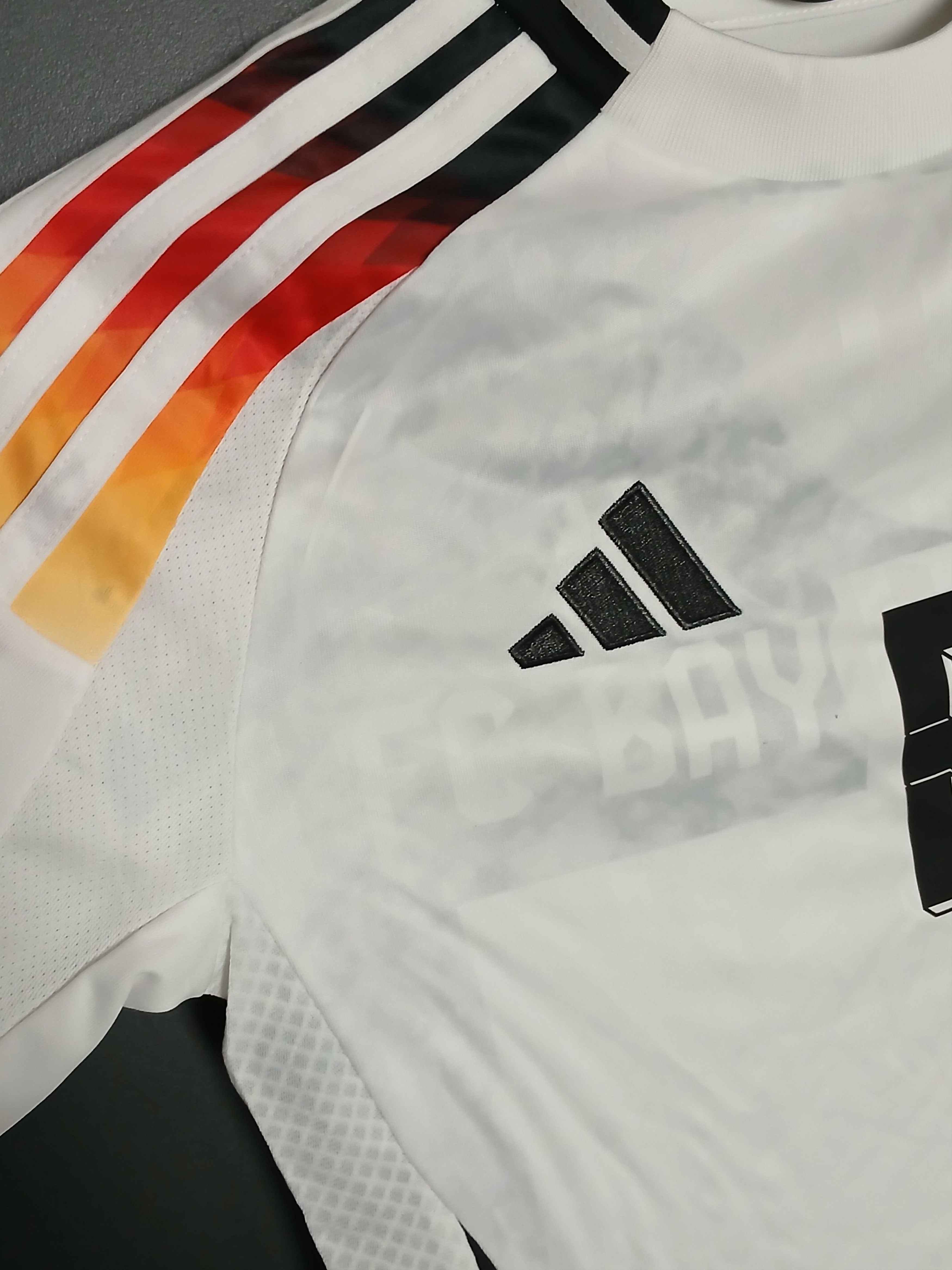 Adidas KIDS Germany National Team 24/25 Home Football Jersey Size US S / EU 44-46 / 1 - 5 Thumbnail