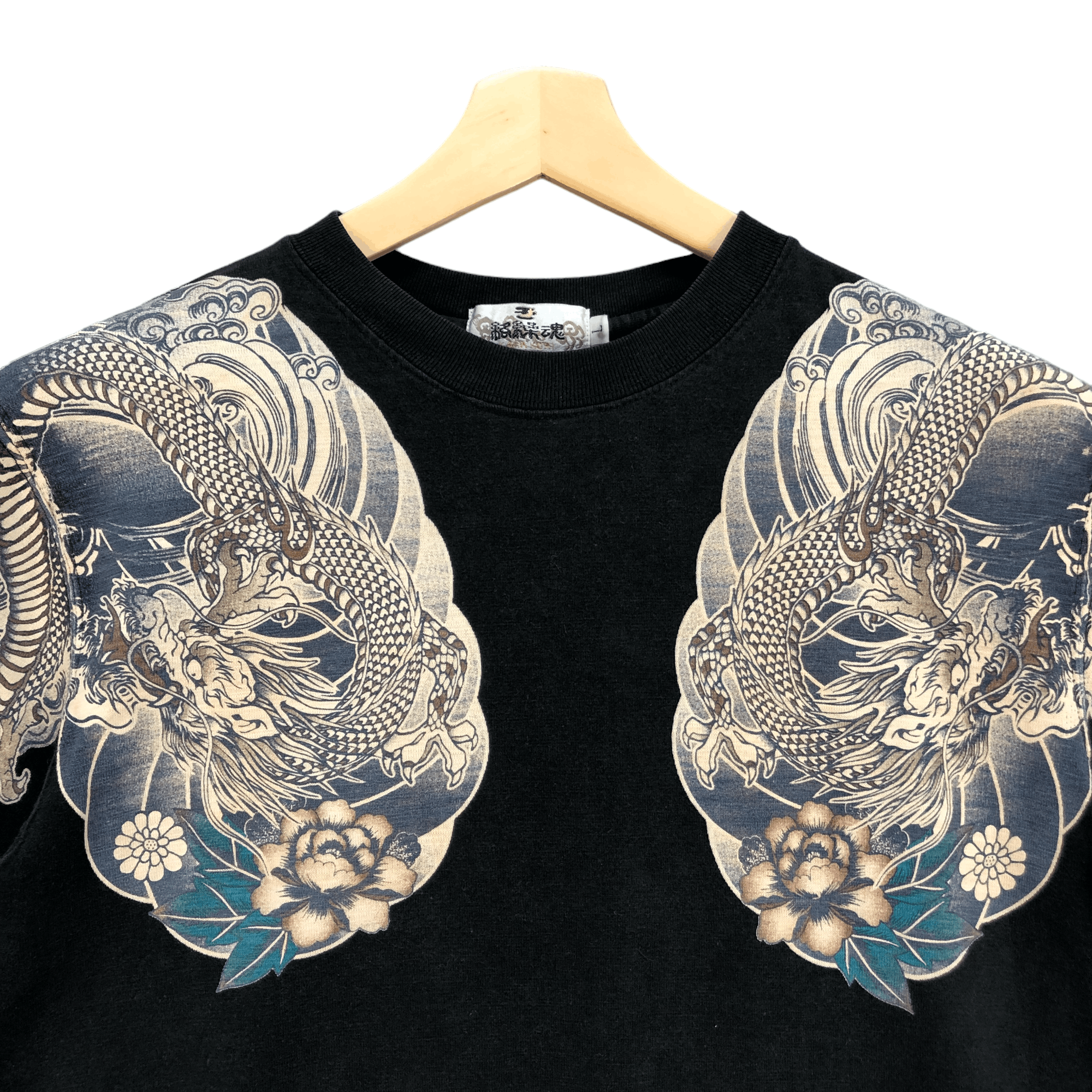 Japanese Brand VINTAGE KARA KURI TAMASHI ART YAKUZA DRAGON 3Q TEE #6014-218 Size US L / EU 52-54 / 3 - 8 Thumbnail
