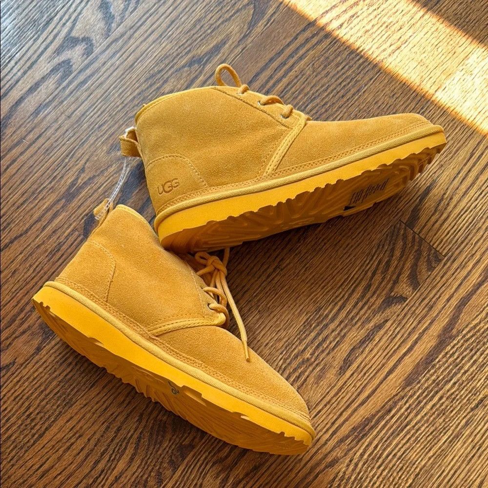 Ugg UGG Women’s 6 Yellow Suede Lace-Up Boots Size US 6 / IT 36 - 3 Thumbnail