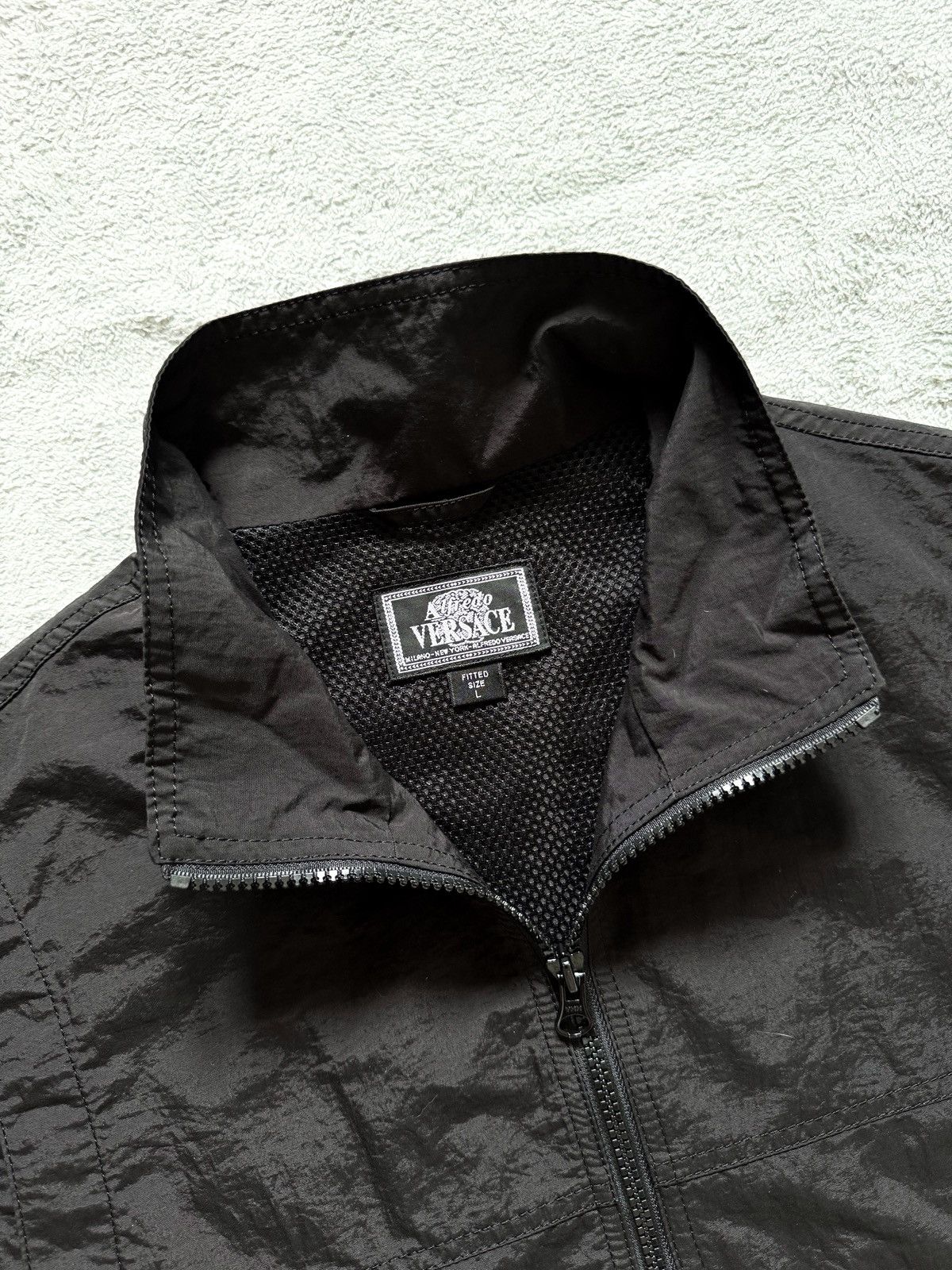 Versace Versace Nylon Vest Size US L / EU 52-54 / 3 - 3 Thumbnail