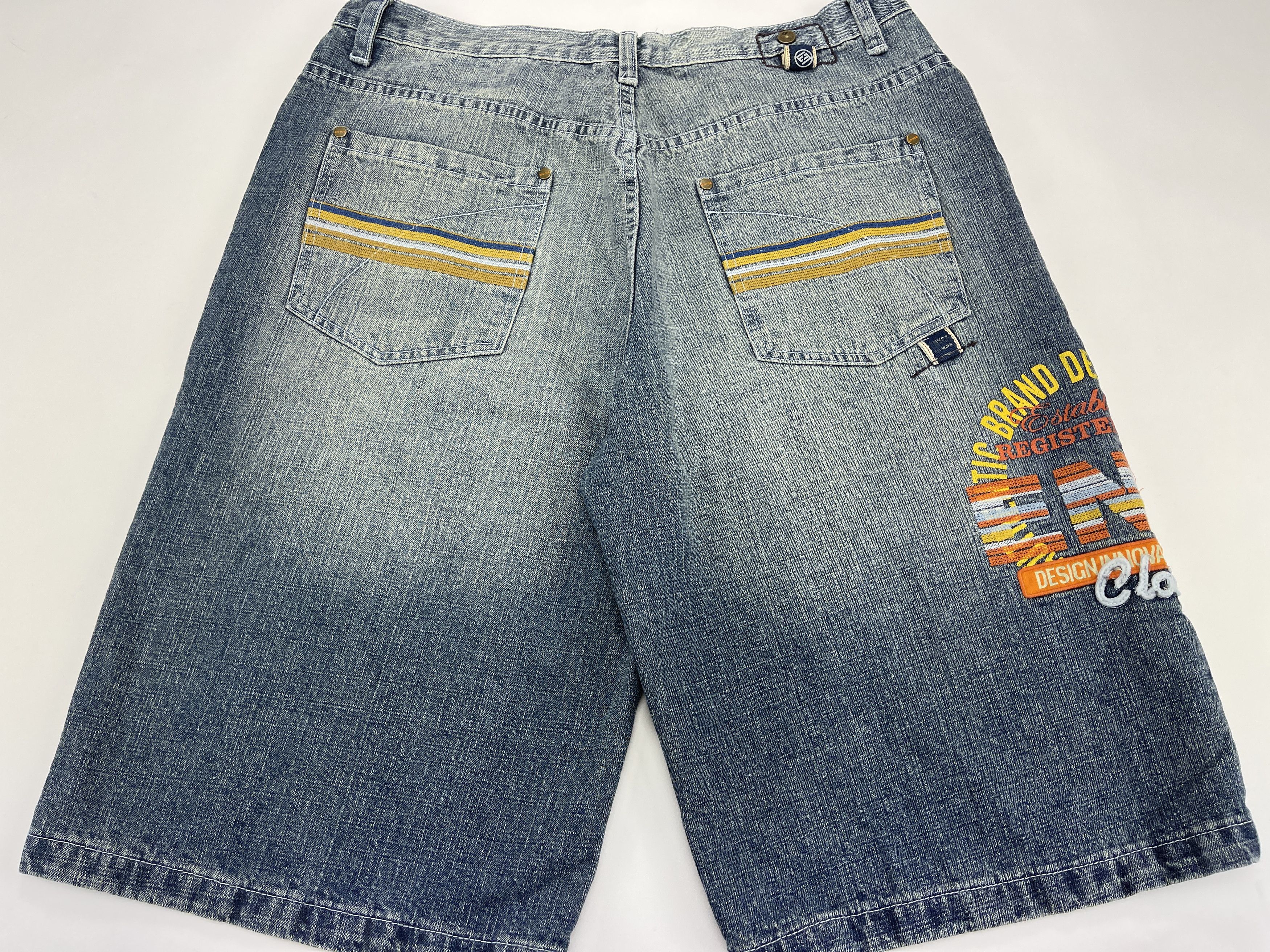 Enyce Enyce jeans shorts, vintage baggy denim, 90s hip-hop 36 Size US 36 / EU 52 - 1 Thumbnail