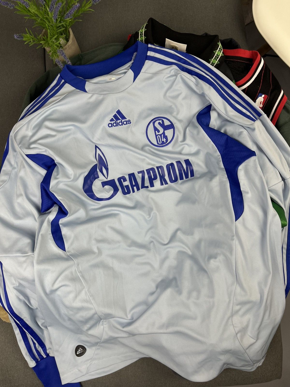 Adidas 🌐ADIDAS SCHALKE 04 VINTAGE FOOTBALL JERSEY BINA 2011 Size US XL / EU 56 / 4 - 1 Thumbnail