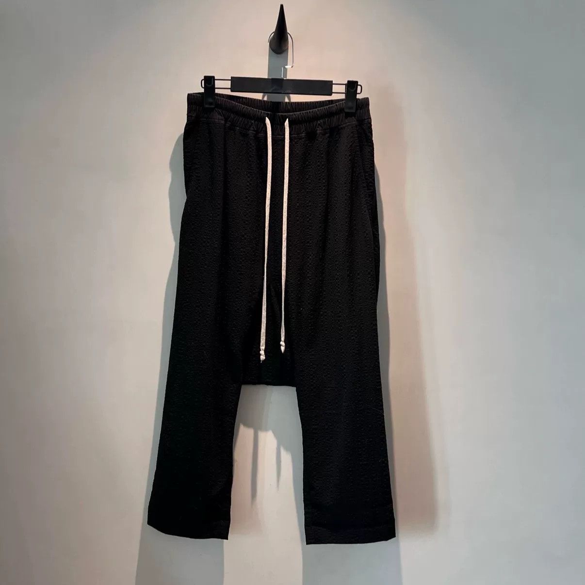 Rick Owens Rick Owens Men’s Three-Quarter Pants Size US 28 / EU 44 - 1 Thumbnail