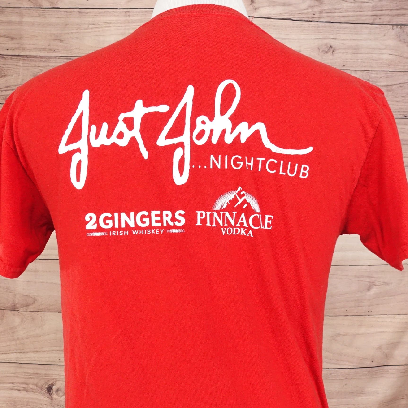 Vintage VINTAGE JUST JOHN Night Club T-Shirt Adult Medium Red Solid 90s Unisex Size US M / EU 48-50 / 2 - 4 Thumbnail