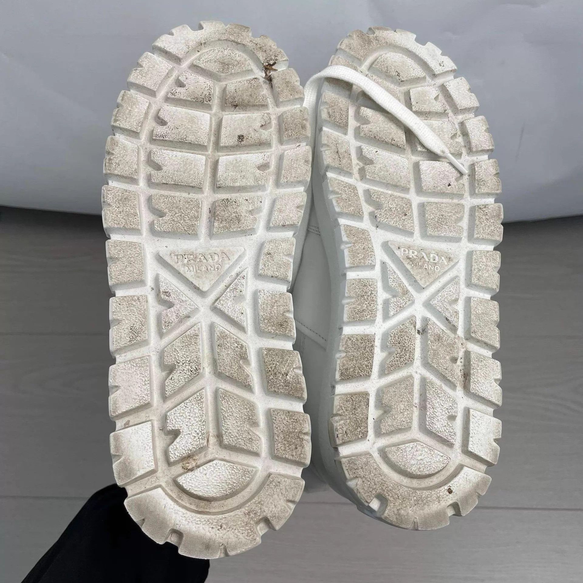 Prada Prada Cotton Fleece-Lined 38 Shoes Size US 7.5 / IT 37.5 - 4 Thumbnail