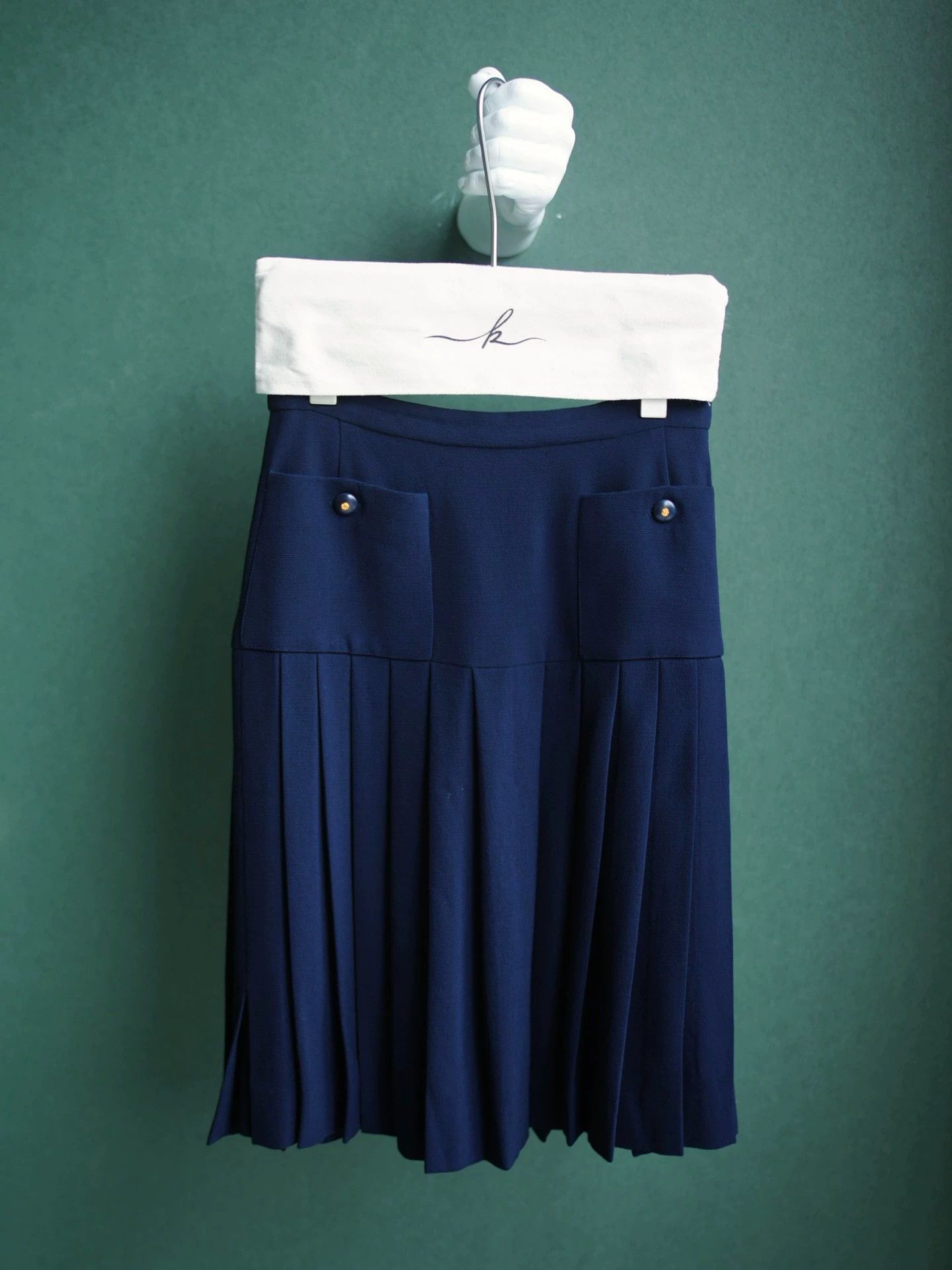 Chanel Chanel Vintage Navy Blue Wool Pleated Skirt Size M Size 27" / US 4 / IT 40 - 9 Thumbnail