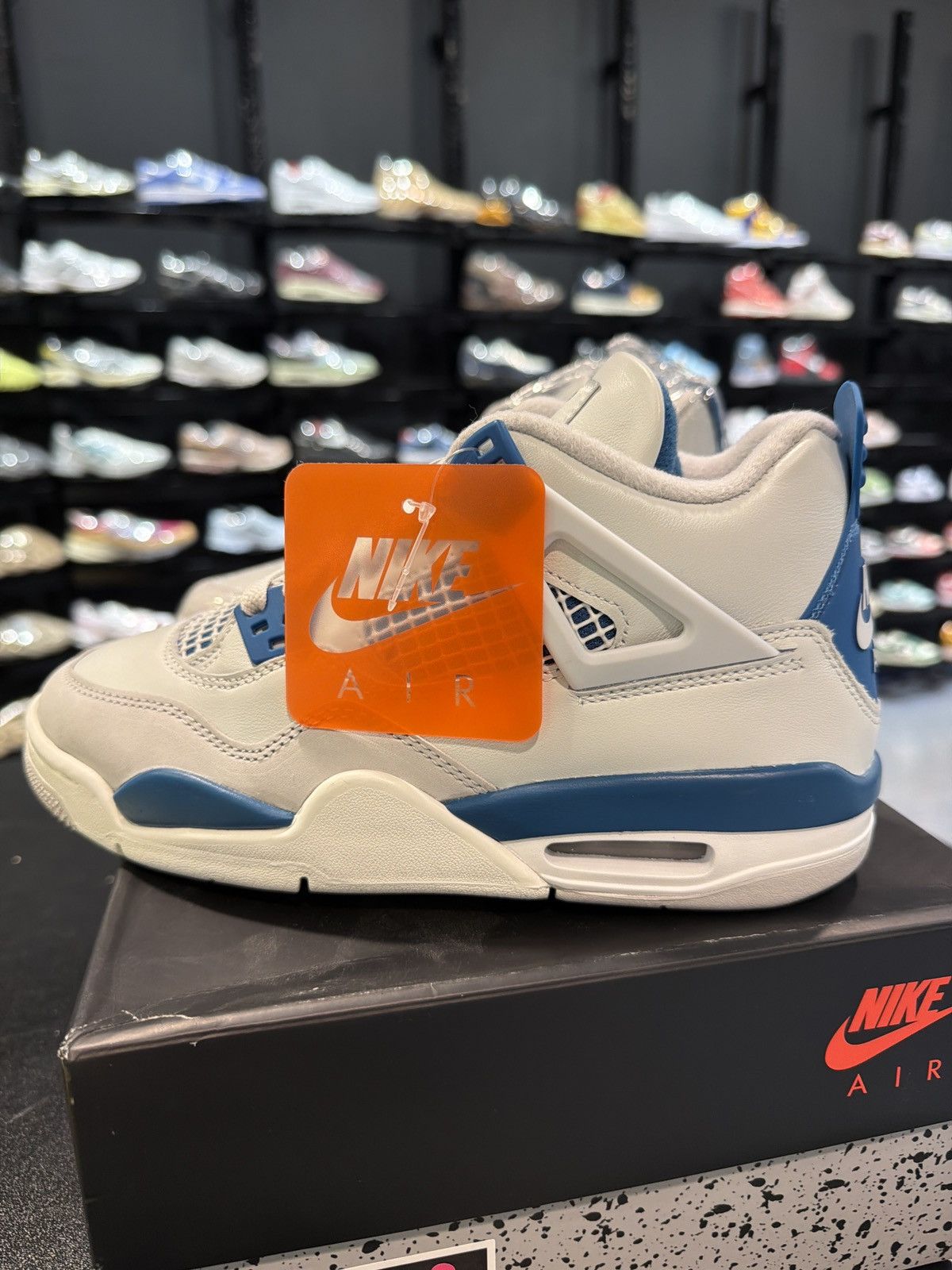 Jordan Brand Jordan 4 Military blue Size-5.5y Brand New Quick Shipping Size US 5.5 / EU 38 - 5 Thumbnail
