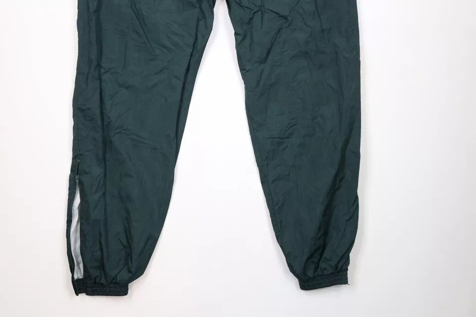 Vintage Vintage 90s Streetwear Blank Lined Nylon Joggers Pants Green Size US 38 / EU 54 - 12 Thumbnail