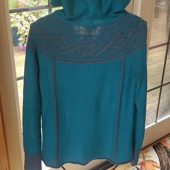 Eddie Bauer Eddie Bauer Long Slv Teal Sweater with Cable Knit Trim Sz. S Size S / US 4 / IT 40 - 6 Thumbnail