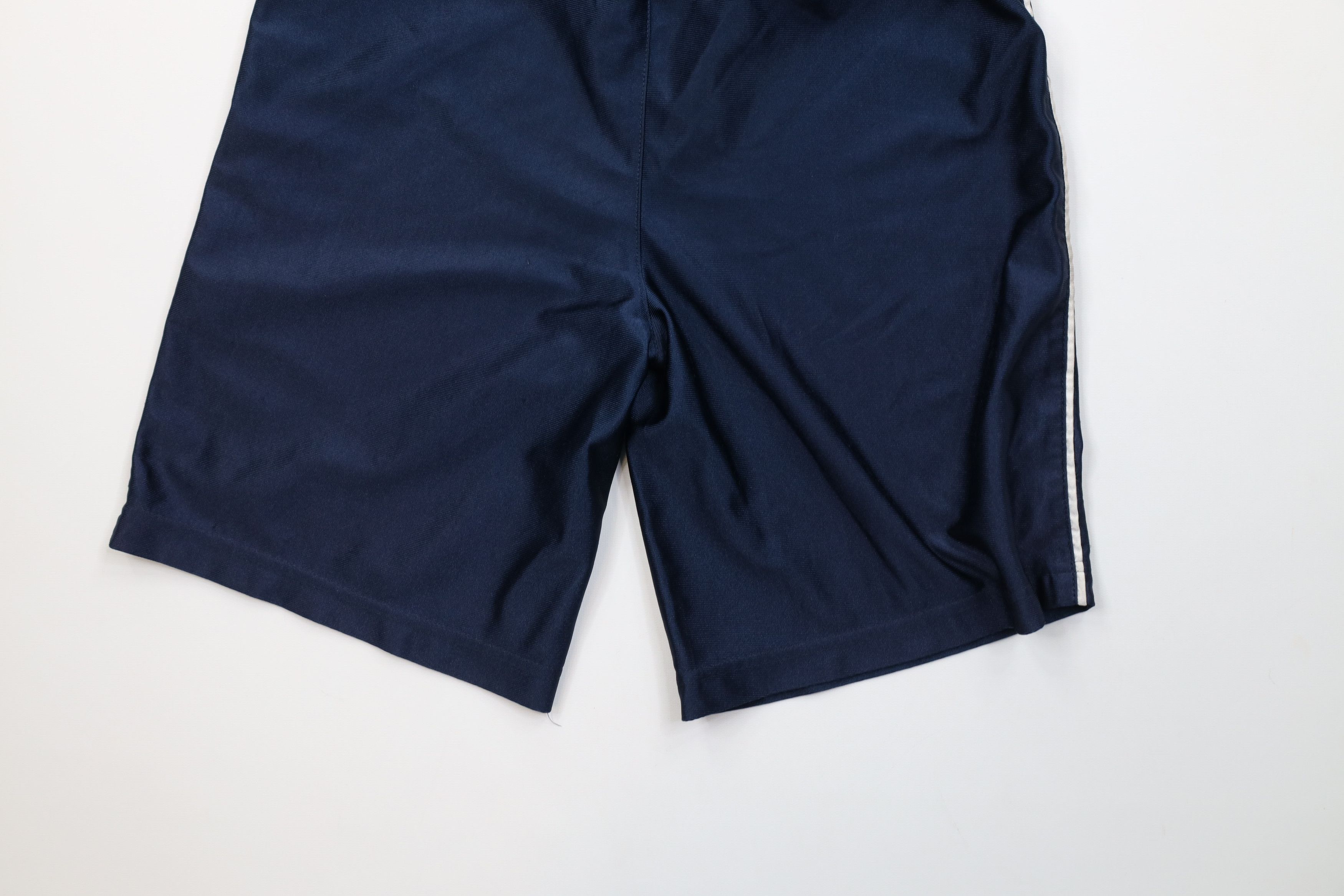 Nike Vintage 90s Nike Mini Swoosh University of Michigan Shorts Size US 30 / EU 46 - 12 Thumbnail