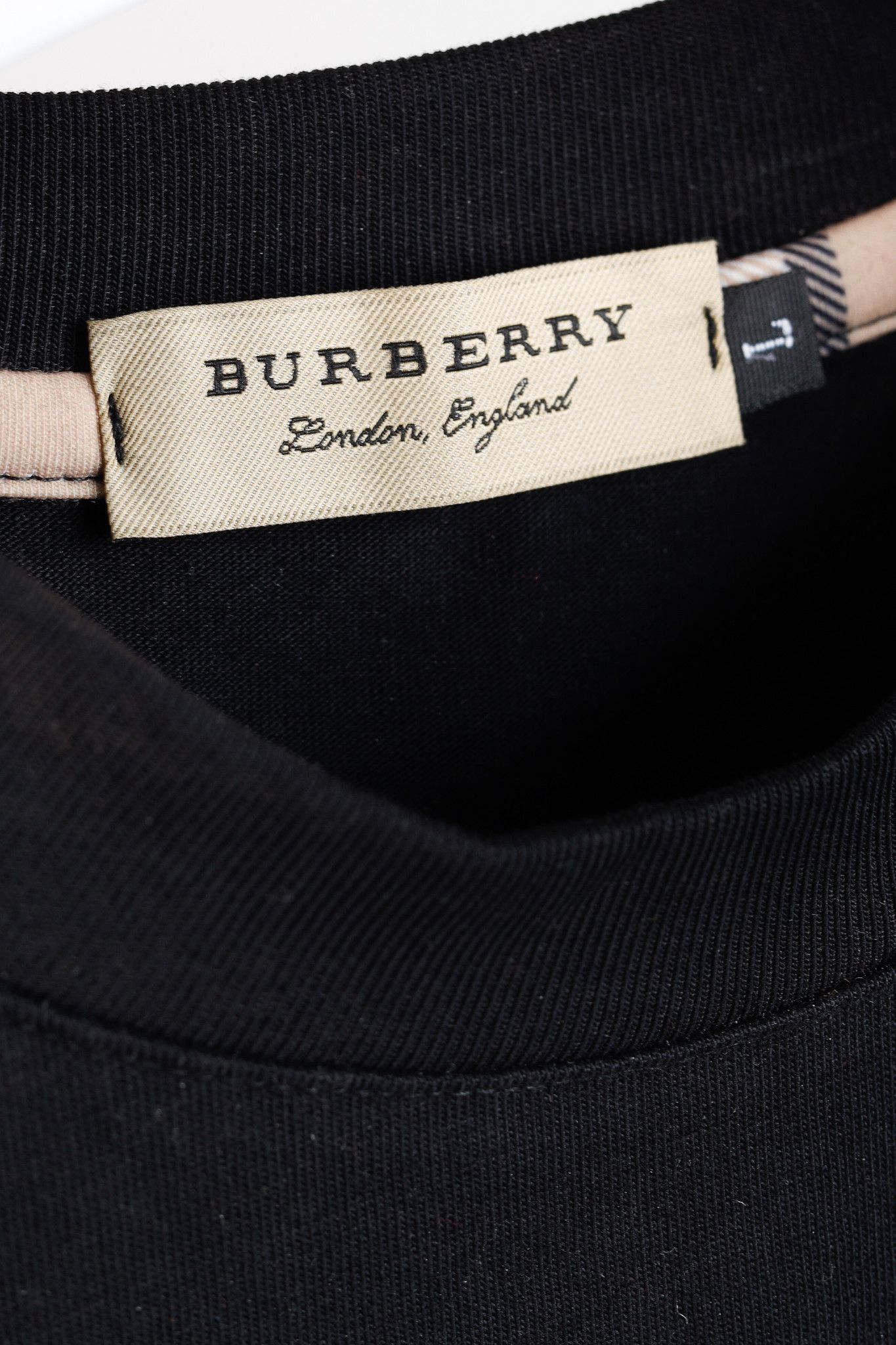 Burberry Burberry Equestrian Knight Check Logo Black Tee Size L / US 10 / IT 46 - 4 Thumbnail
