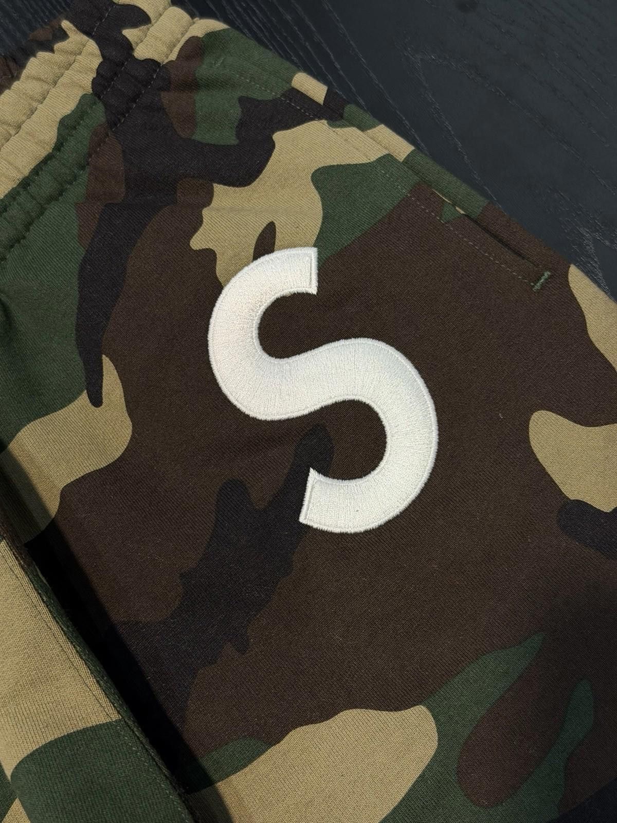 Supreme Supreme S Logo Sweatpants Camo (SS25) Brand New Size Medium Size US 32 / EU 48 - 6 Thumbnail