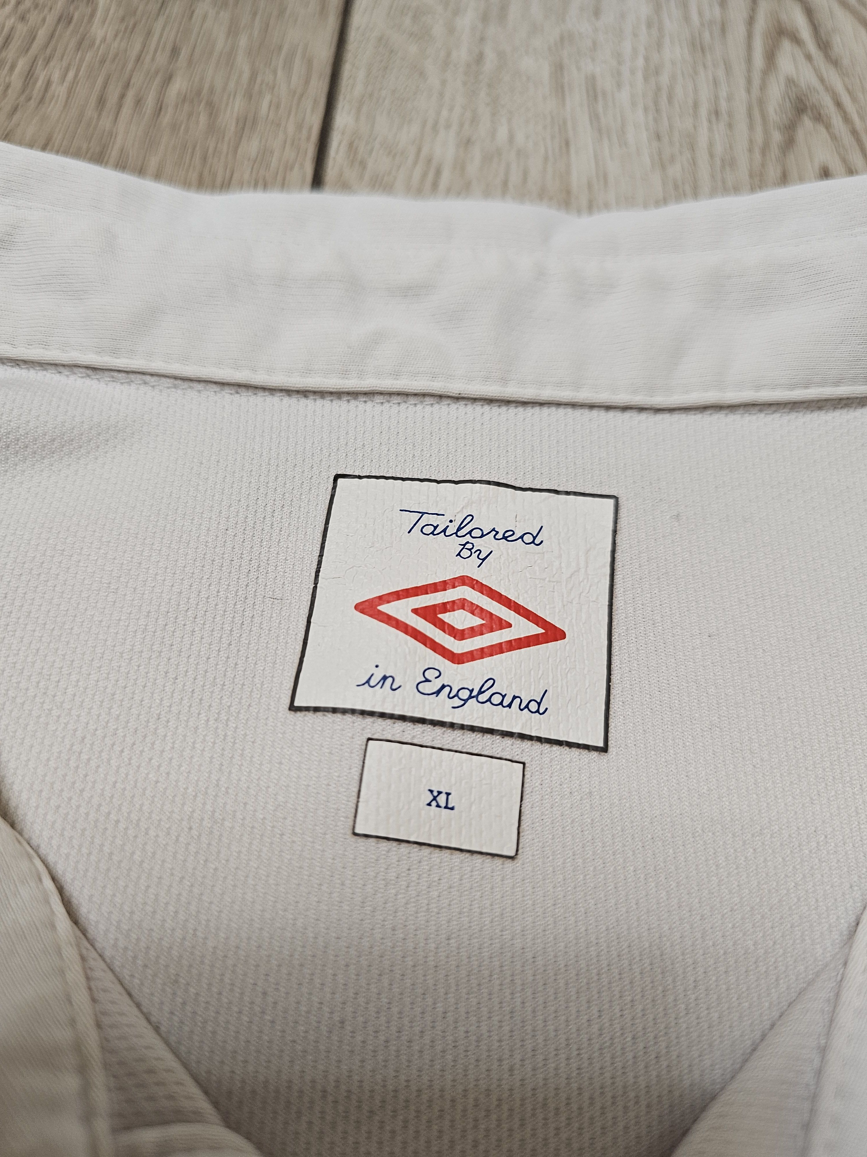 Umbro × Vintage SOUTHAMPTON 2010 2011 HOME FOOTBALL SHIRT SOCCER JERSEY Size US XL / EU 56 / 4 - 8 Thumbnail