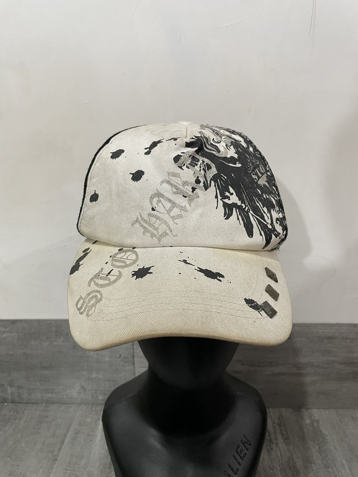 Hysteric Glamour STEAL! 2010s Hysteric Glamour Nude Girl Whisky Hat |  Grailed