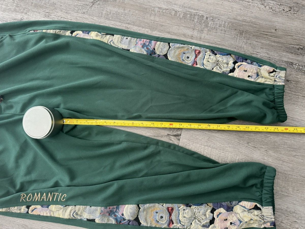 Handmade 32, 33, 34 Bear Track Pants Green Tapestry Custom Joggers Size US 33 - 9 Thumbnail