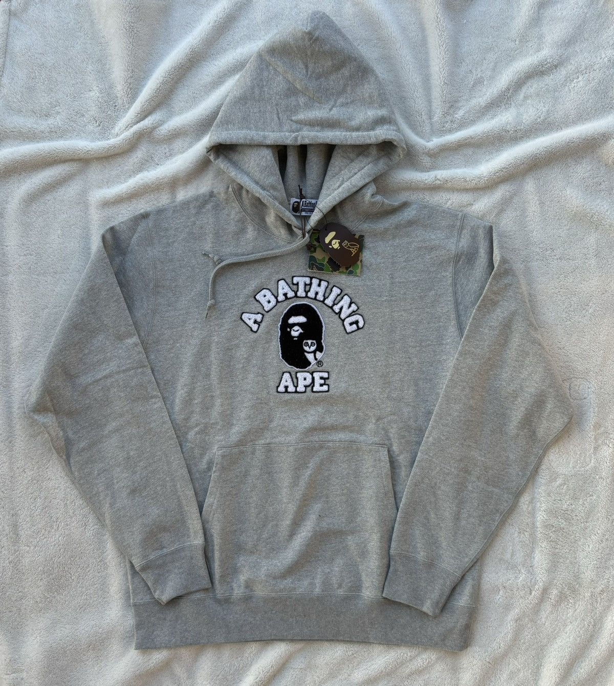 Bape × October's Very Own Bape x OVO Grey College Logo Hoodie Size US XXL / EU 58 / 5 - 1 Thumbnail