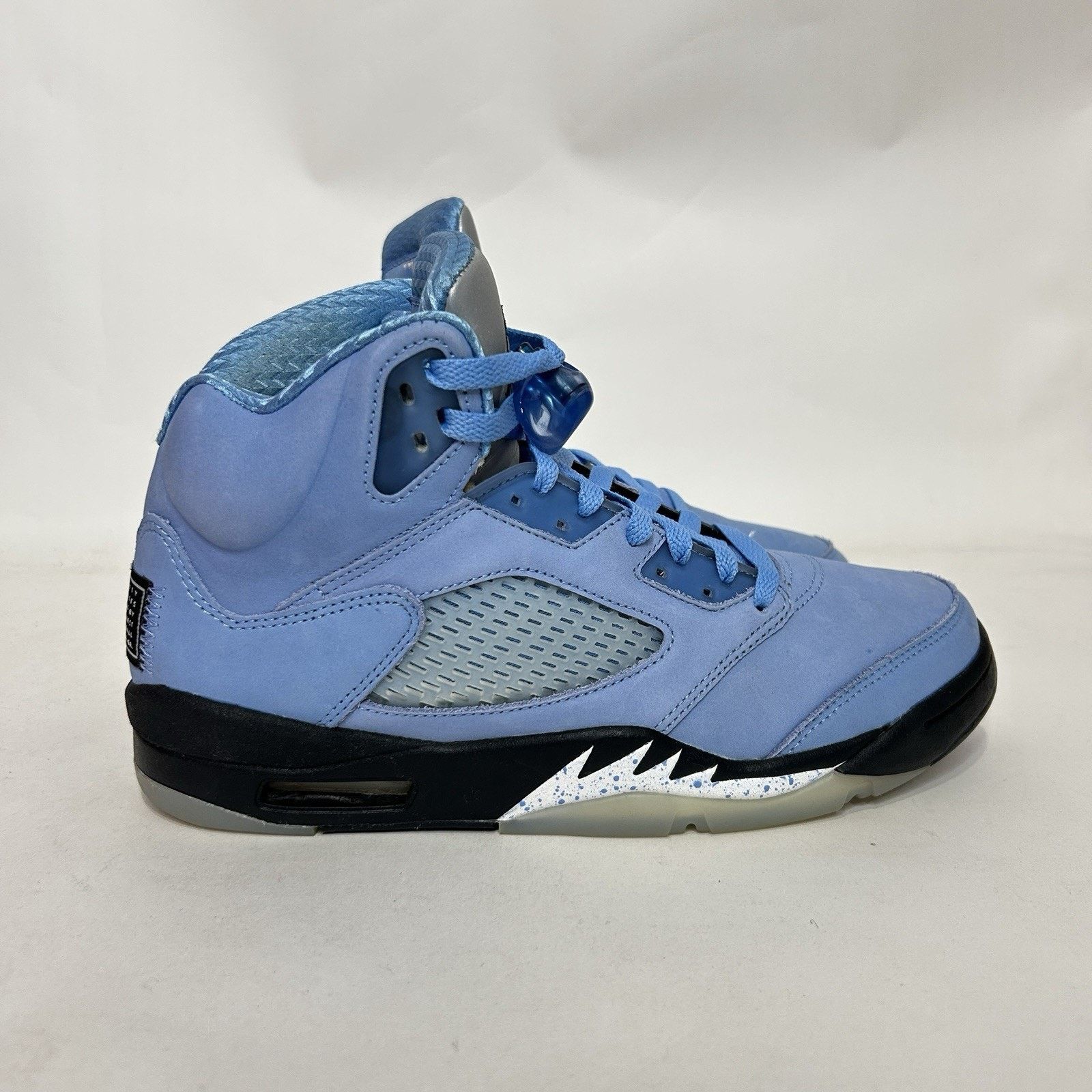 Jordan Brand Nike Air Jordan 5 Retro SE “University Blue/UNC” DV1310-401 Size US 9 / EU 42 - 4 Thumbnail