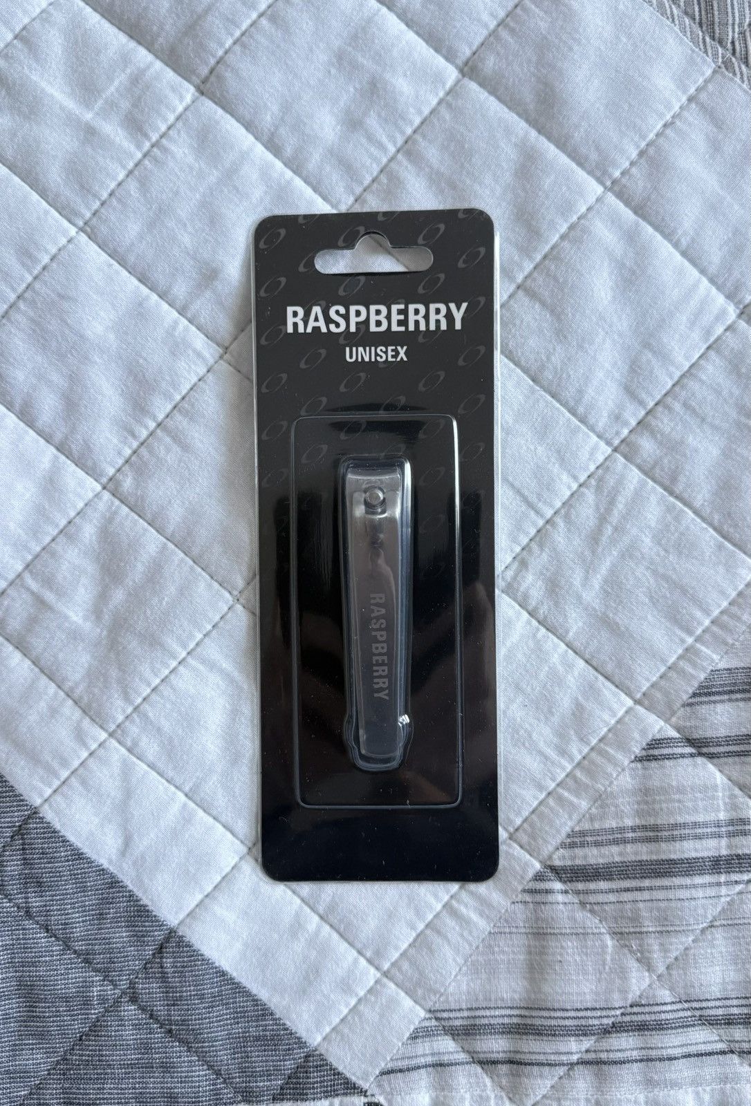 The GV Gallery GV Gallery Raspberry Nail Clippers Size ONE SIZE - 1 Thumbnail