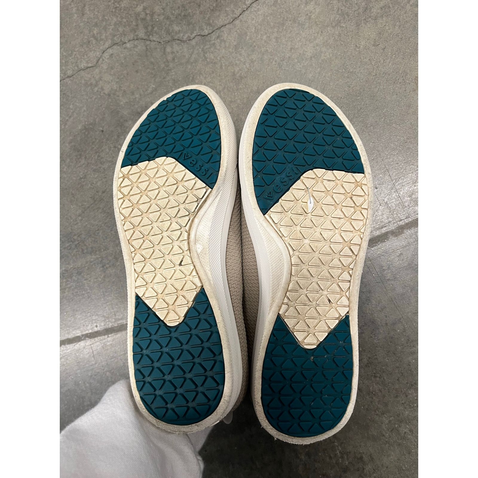 Vessi Vessi Weekend Womens Waterproof Sneakers Size women 10 Size US 10 / IT 40 - 5 Thumbnail