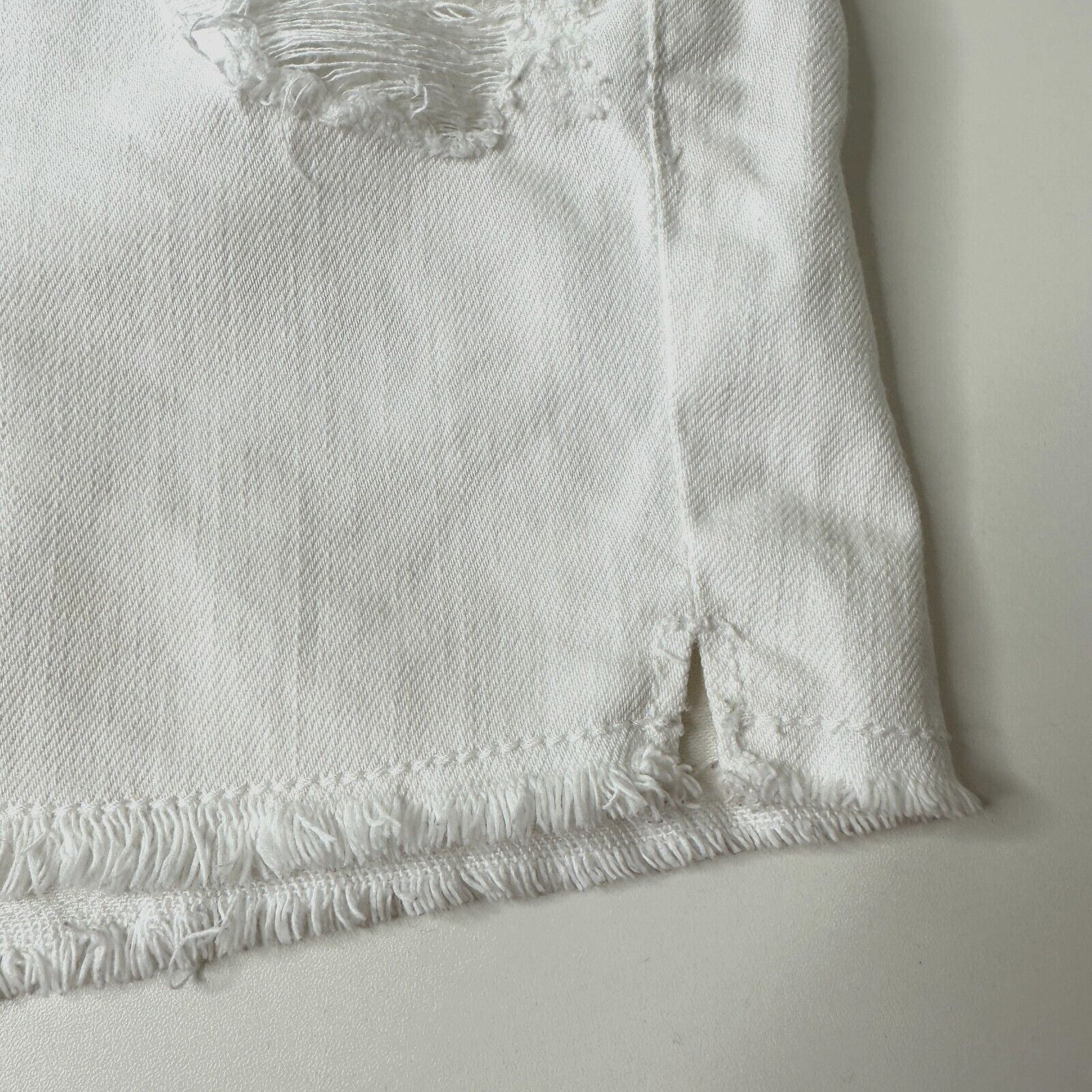 Other Adore Your Denim SPJ White Distress Denim Shorts Raw Edge Size 30" / US 8 / IT 44 - 5 Thumbnail