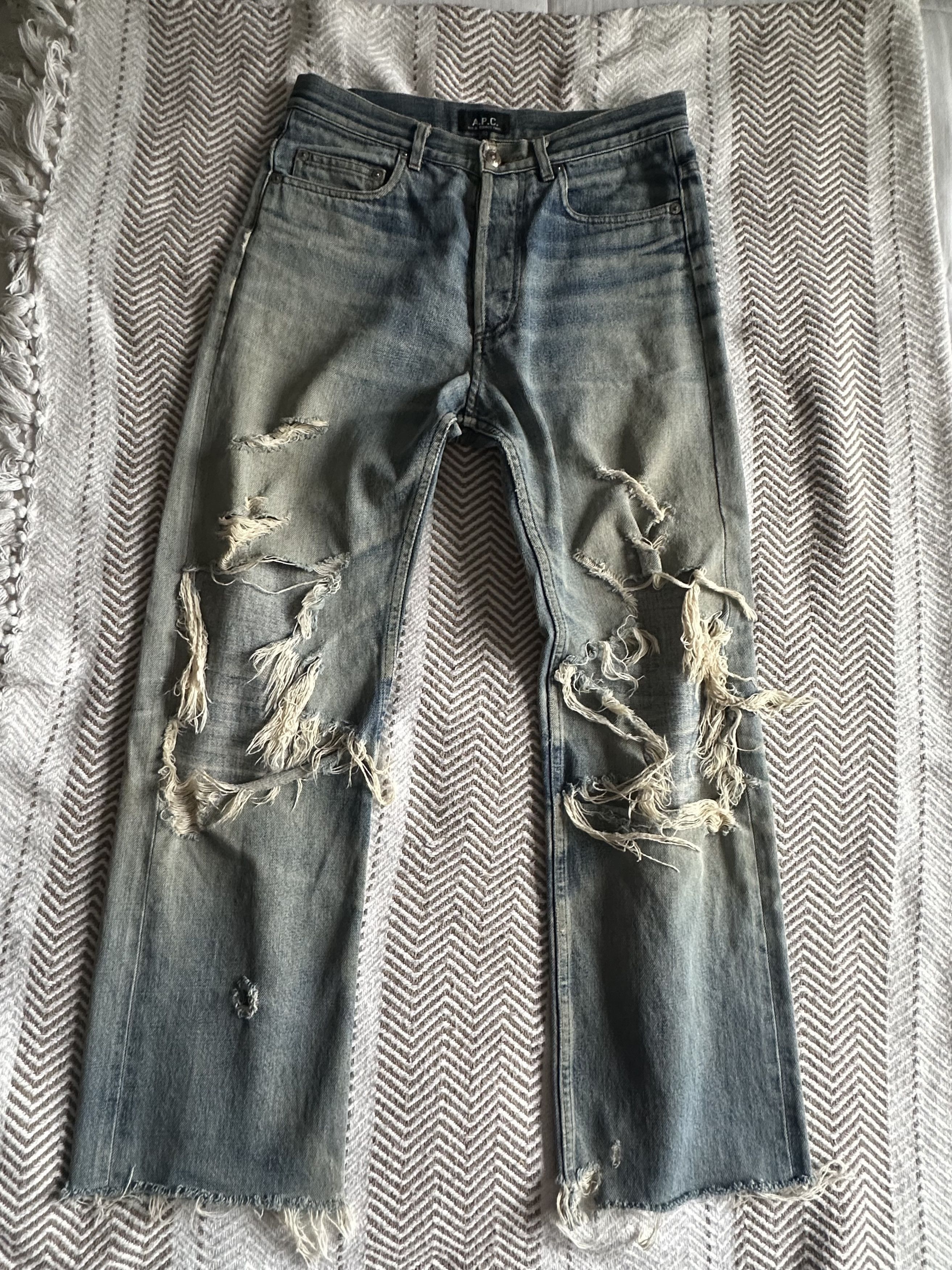 A.P.C. A.P.C. Rue De Fleurus Paris Distressed Blue Denim Size US 30 / EU 46 - 1 Thumbnail