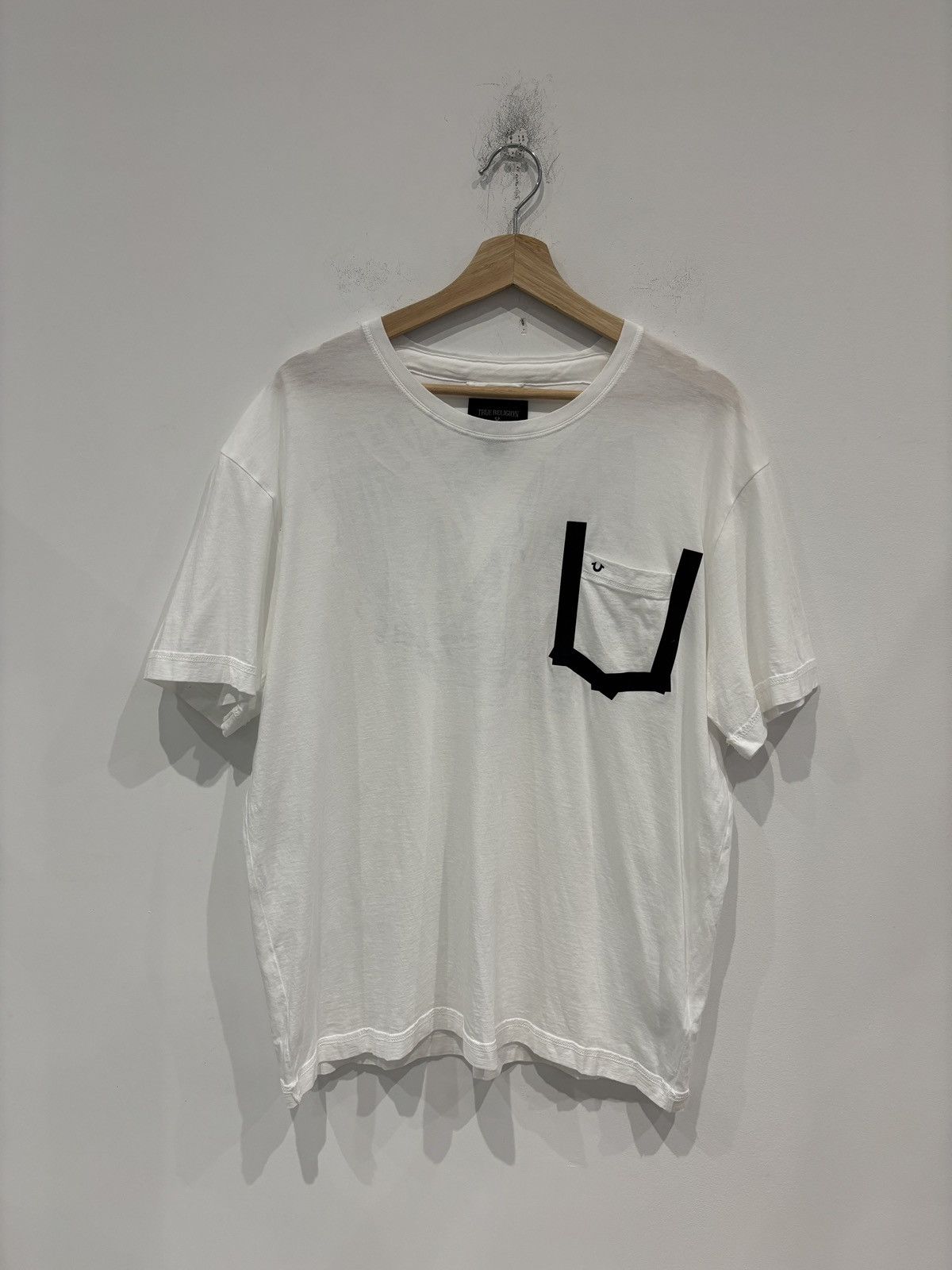 True Religion True Religion White Black Contrast Pocket Tee Size: L Size US L / EU 52-54 / 3 - 1 Thumbnail