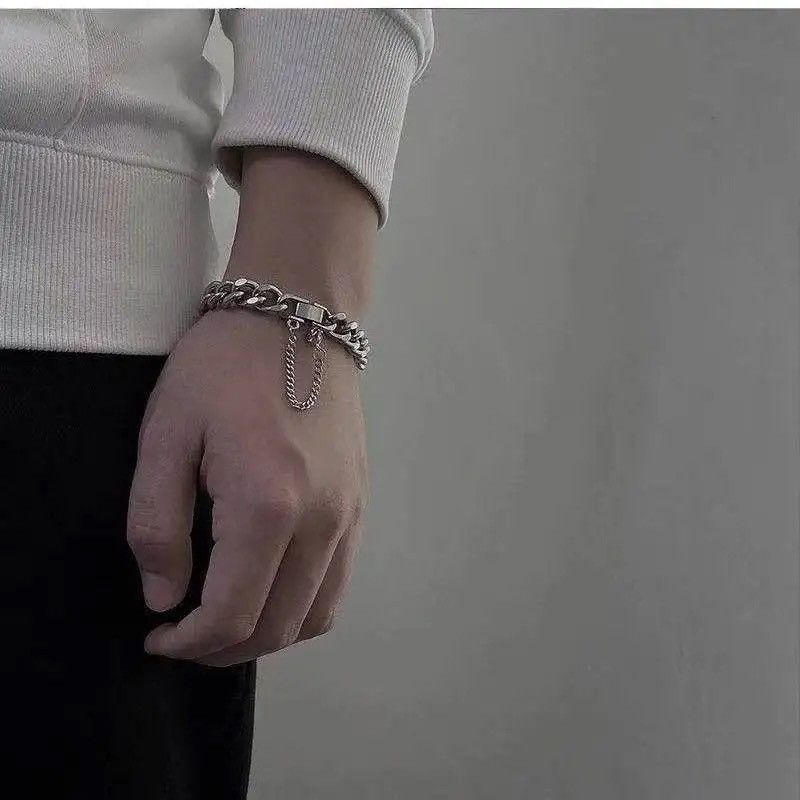 Other Silver Shiny Thick Chain Bracelet Size ONE SIZE - 4 Thumbnail