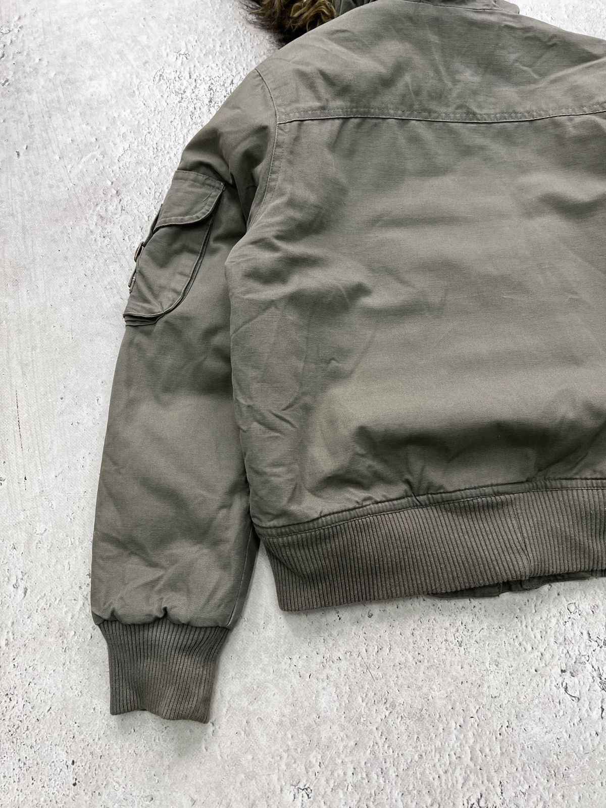 Hysteric Glamour Fur military khaki cropped bomber hysteric glamour style Size US S / EU 44-46 / 1 - 9 Thumbnail