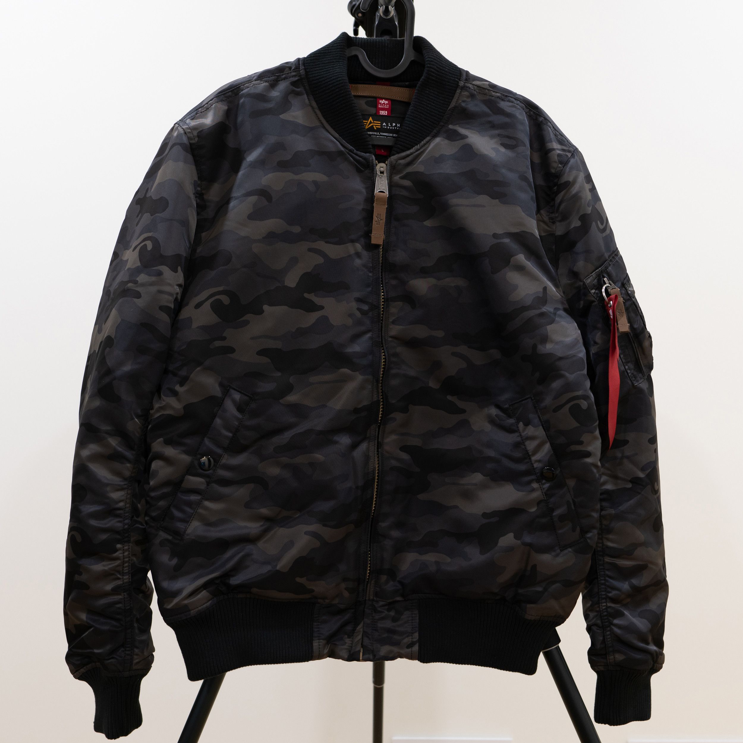 Alpha Industries MA-1 VF 59 Black Camo Size US L / EU 52-54 / 3 - 1 Thumbnail