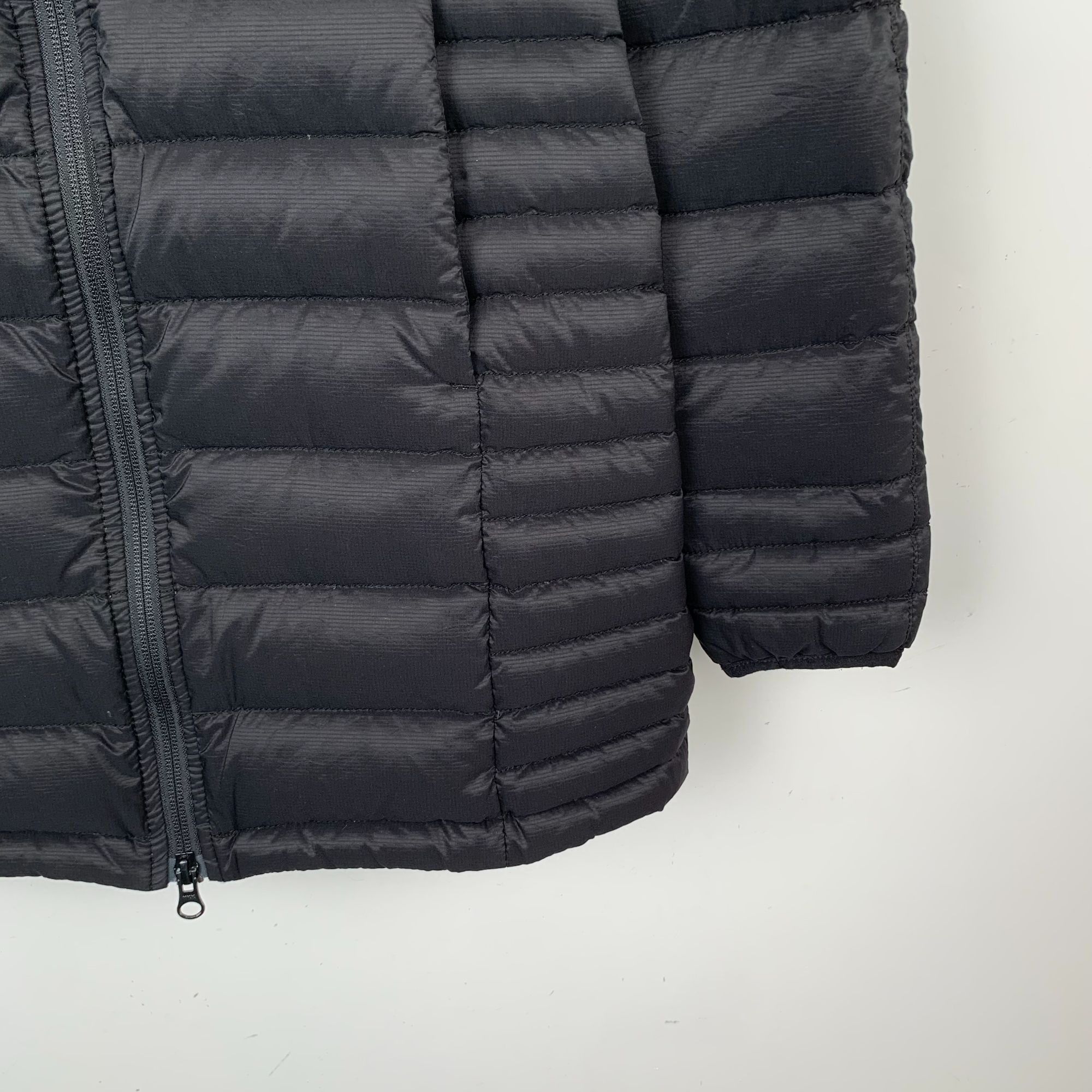 Canada Goose Canada Goose Womens Arctic Program Black Puffer Jacket XS 90 Size US XS / EU 42 / 0 - 8 Thumbnail