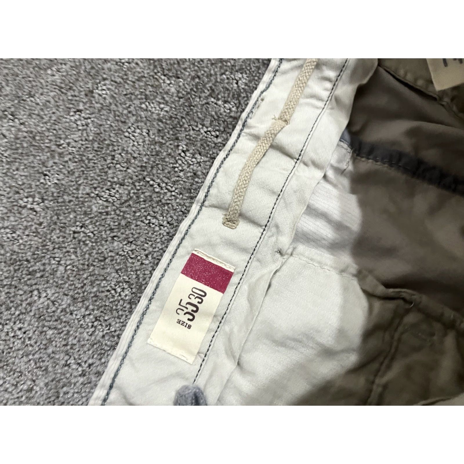 Gap VINTAGE Gap Chino Pants Mens Regular 35x30 Beige Solid Cotton Pants Mens 90s Preppy Style Men's Size US 35 - 6 Thumbnail